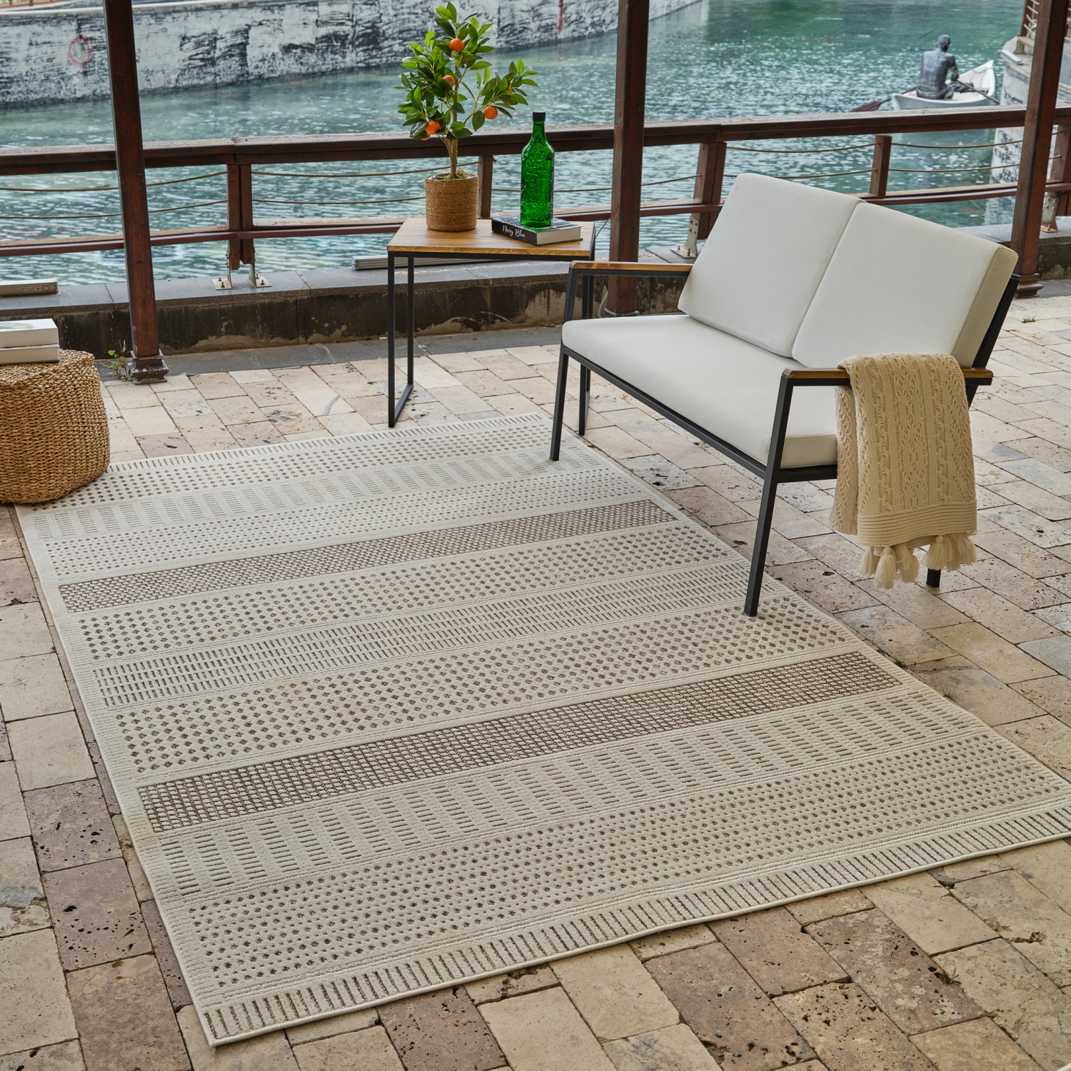 Tapis d'intérieur contemporain à motif géométrique beige/brun Azura Branch