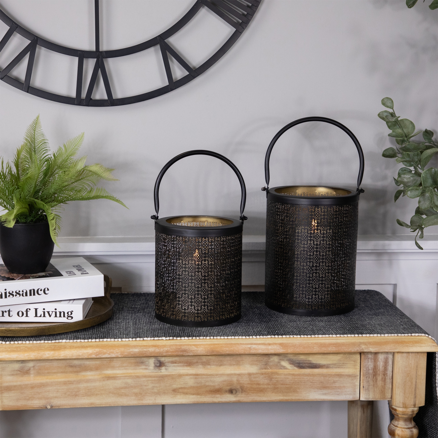 Bougeoirs en fer avec poignées coupés au laser - 9,5 po - Noir - Ensemble de 2