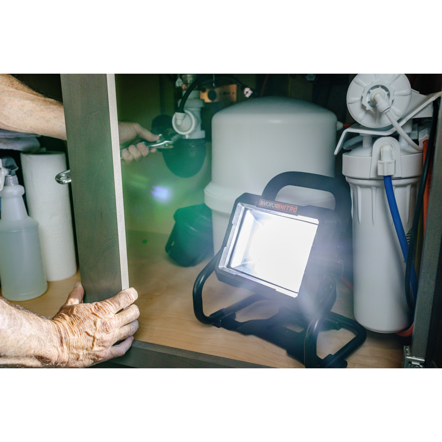 Lampe de travail sans fil à DEL WORX WX026&nbsp;L.9 Nitro 20&nbsp;V