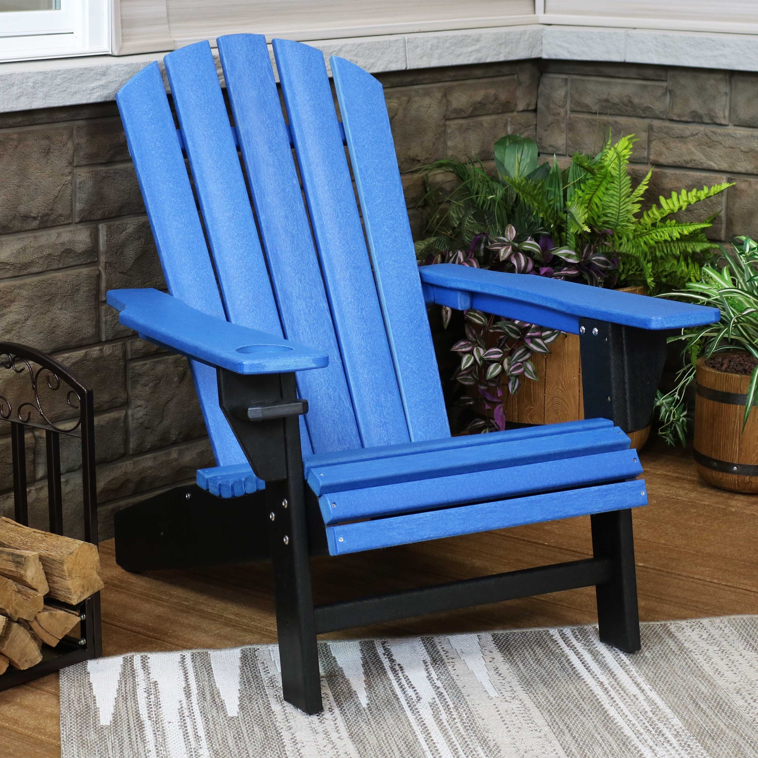 Chaise Adirondack en PEHD avec porte-gobelet de Sunnydaze - Bleu-noir