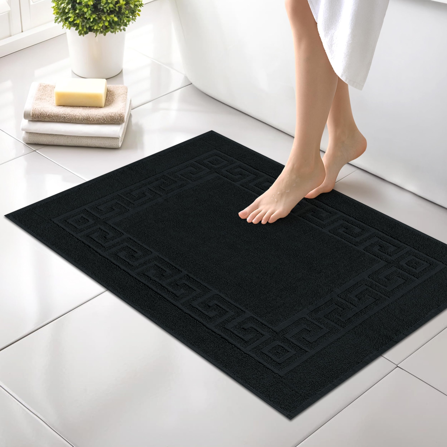 Canadian Linen Everest Bathmats, 2 Pack, 20"x30", Lightweight Plush Bath Mats Absorbent Cotton Spa Quick Dry Washable Tub with Greek Key Design, Black