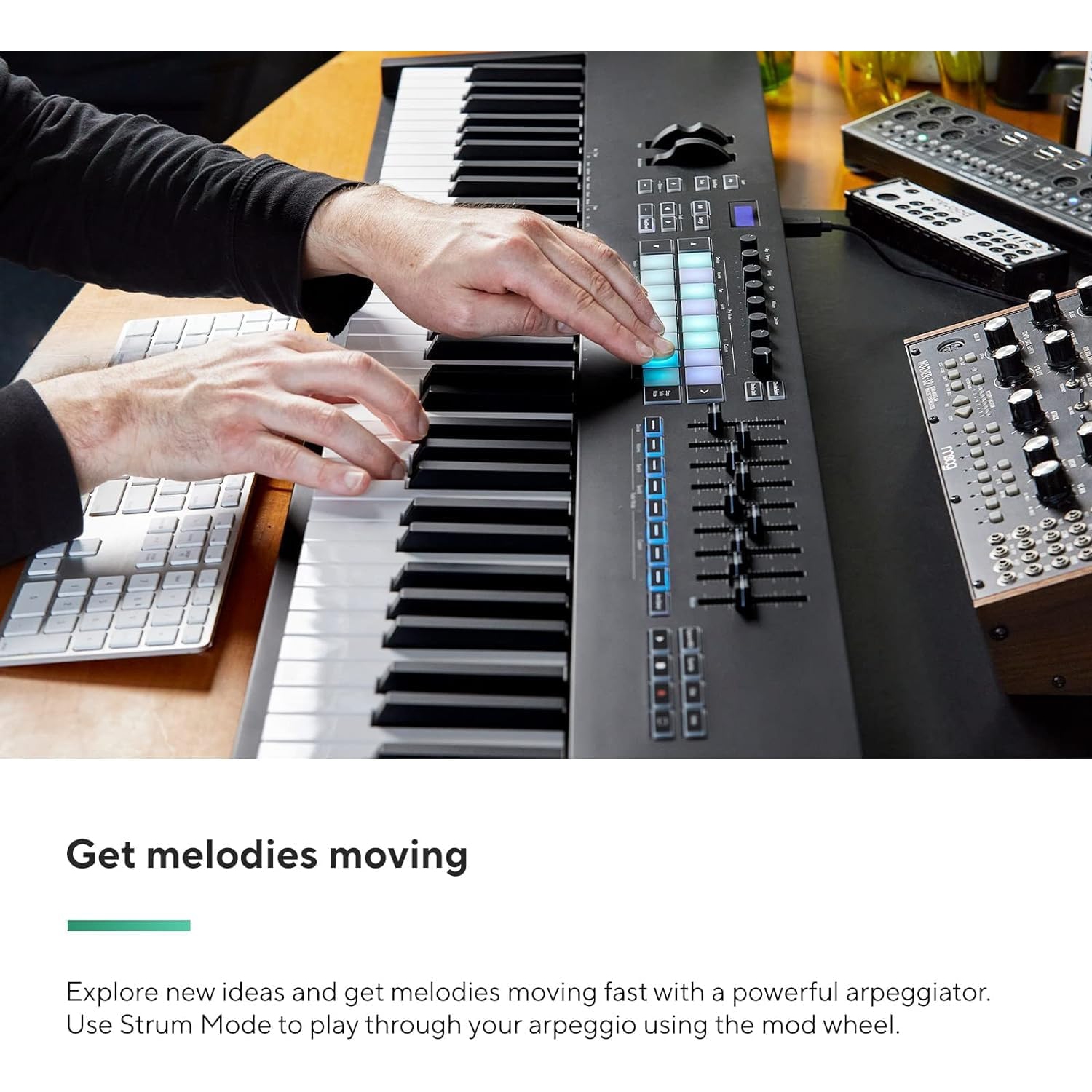 Novation Launchkey 88 [MK3] contrôleur MIDI clavier pour Ableton Live, noir