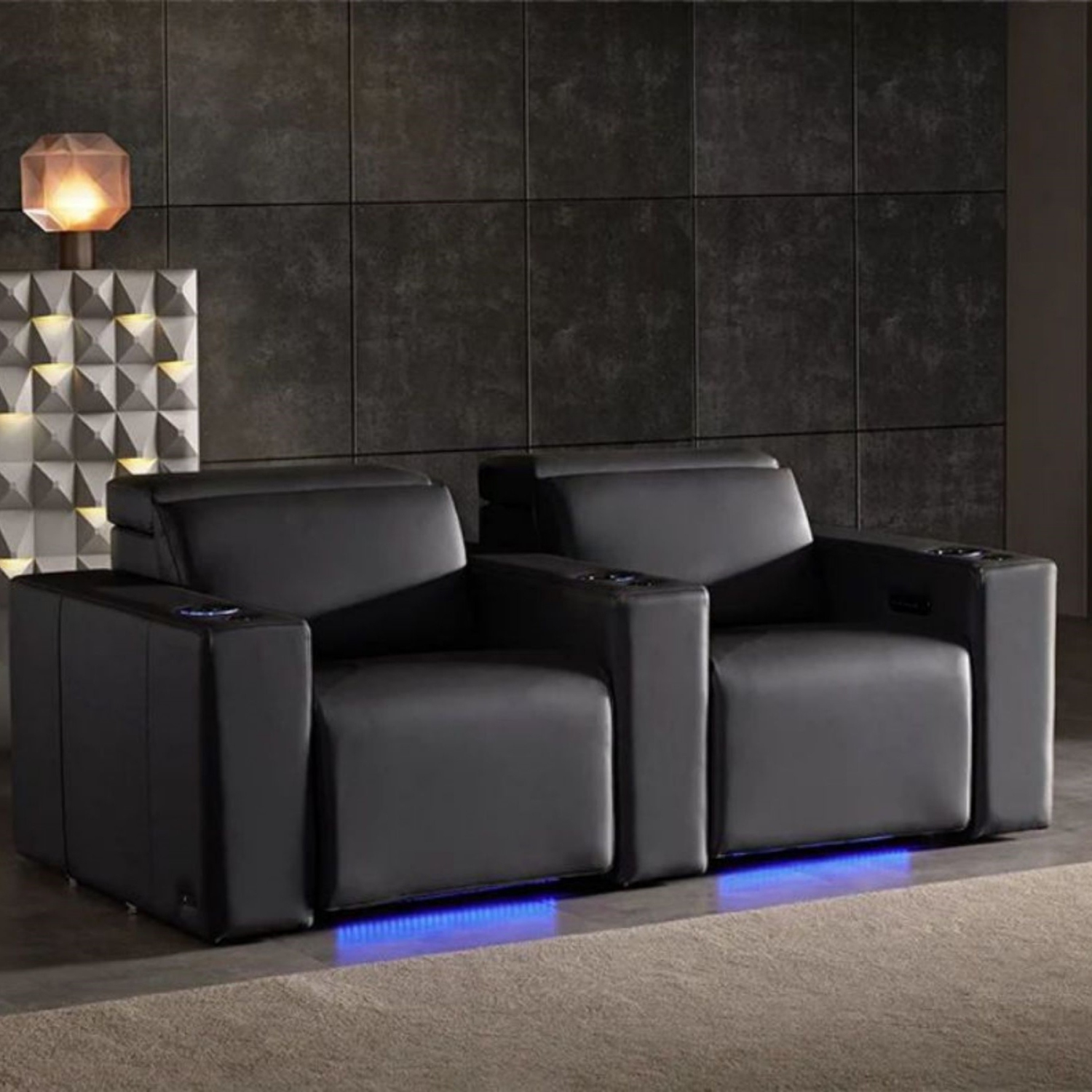 Valencia Barcelona Grand Ultimate Luxury Edition - Encased in our 100% premium traditional Italian leather front to back. -