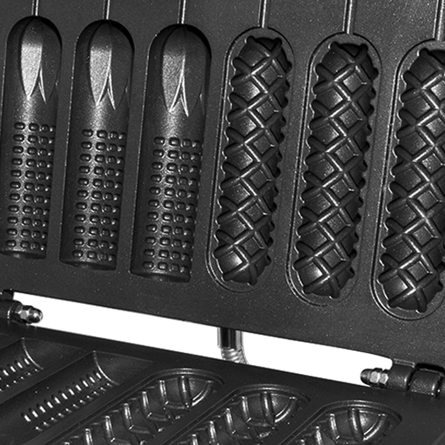 GR-HCX6 Hot Dog Waffle Machine | 3+3 Pcs | Waffle Corn Dog Maker | Manual Control | 110V