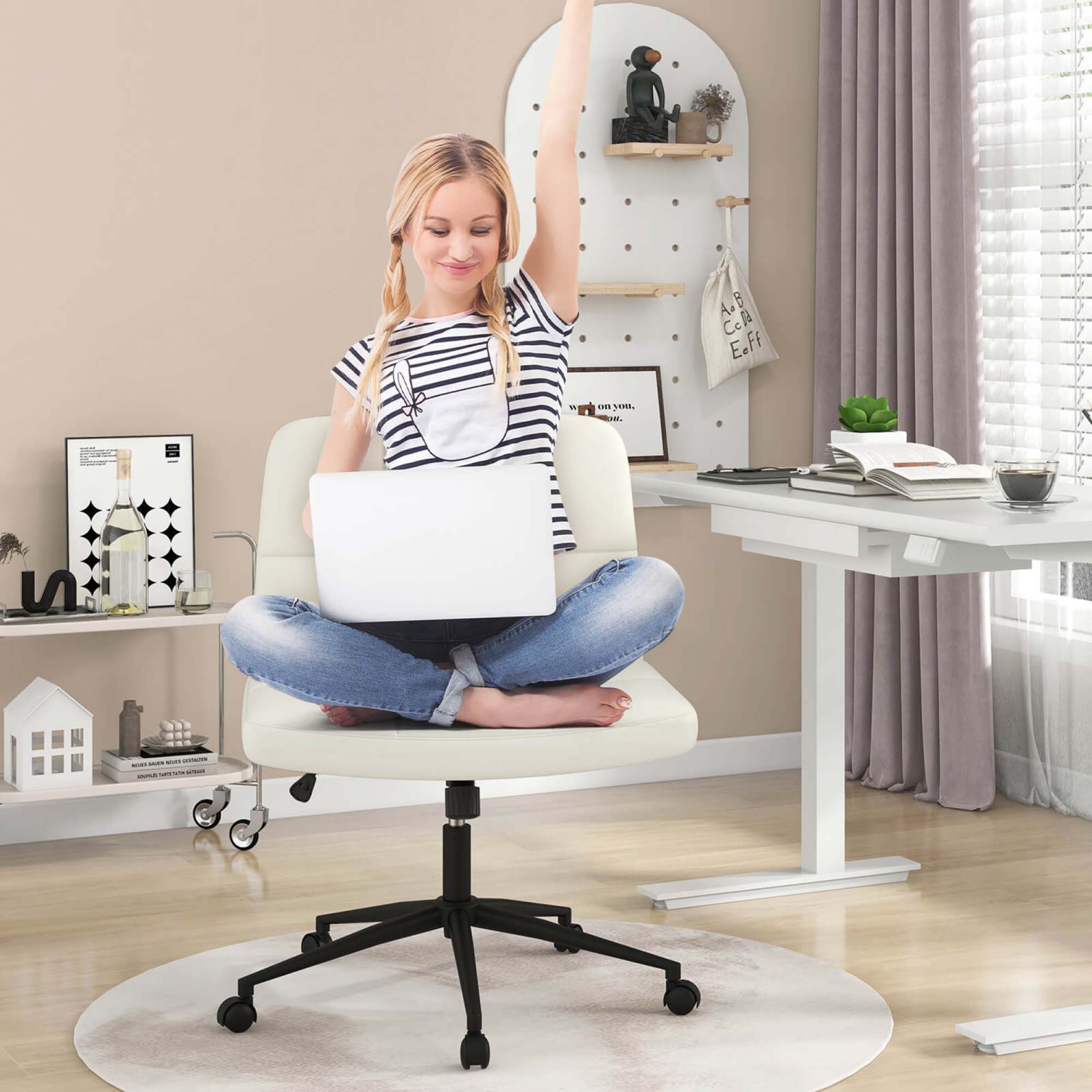 Chaise Criss Cross de Costway avec roues surdimensionnées en forme de U pour le bureau à domicile