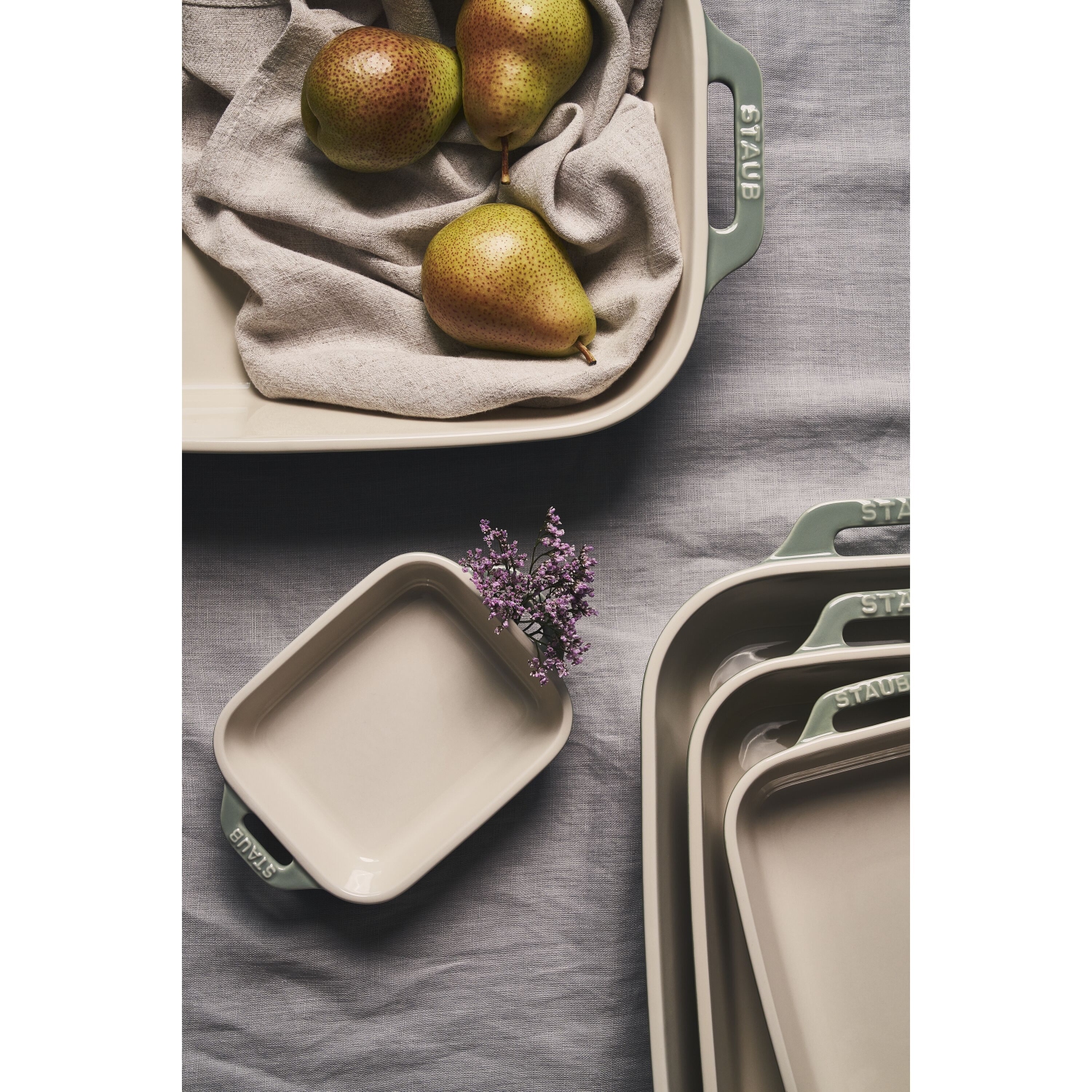 STAUB Ceramique 400 mL Ceramic Rectangular Rectangular Baking Dish , Eucalyptus