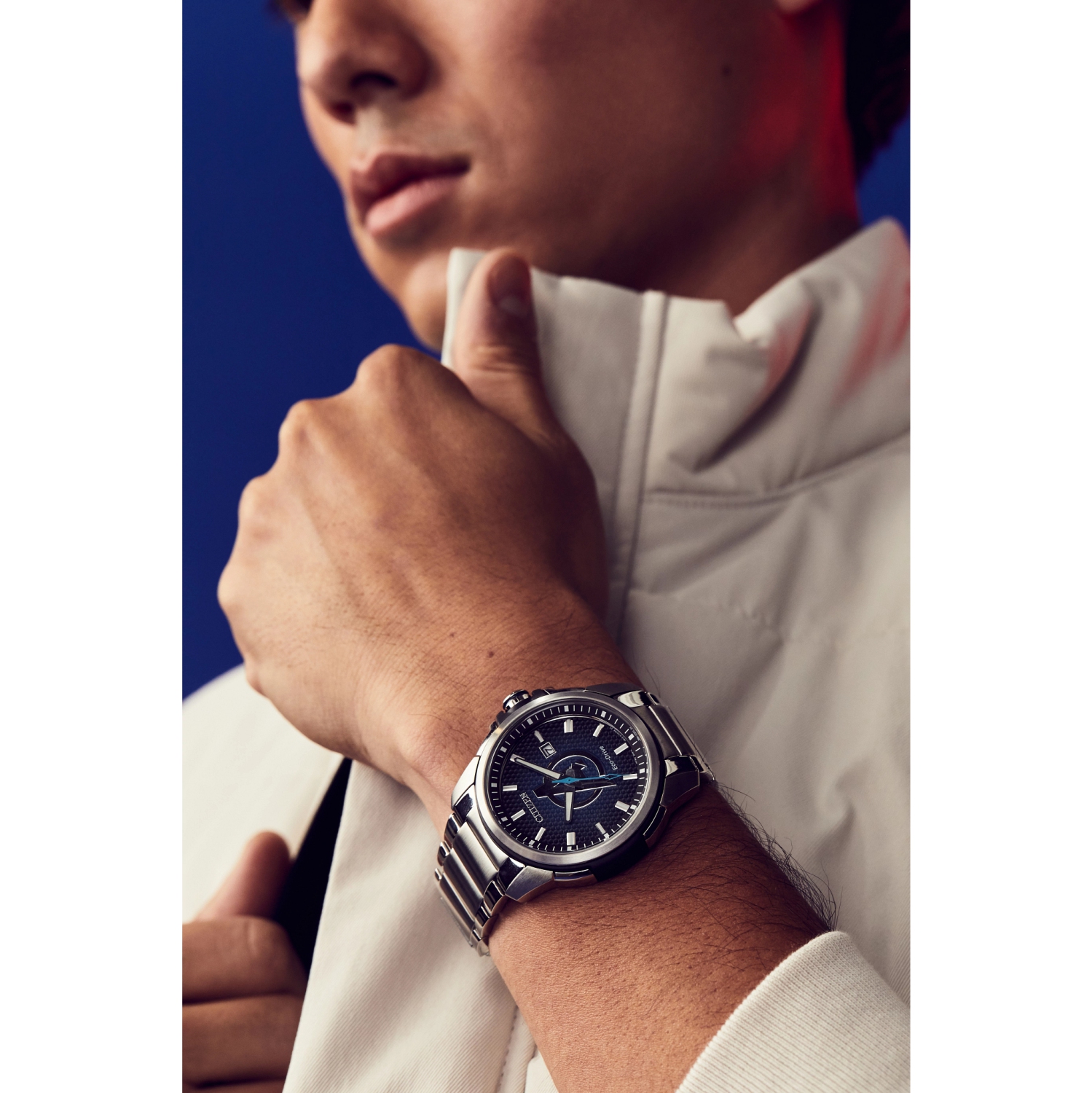 Montre homme Eco-Drive japonaise, inox. Argenté 44&nbsp;mm, boîtier ABS, bracelet inox, cadran bleu, Avengers, Marvel