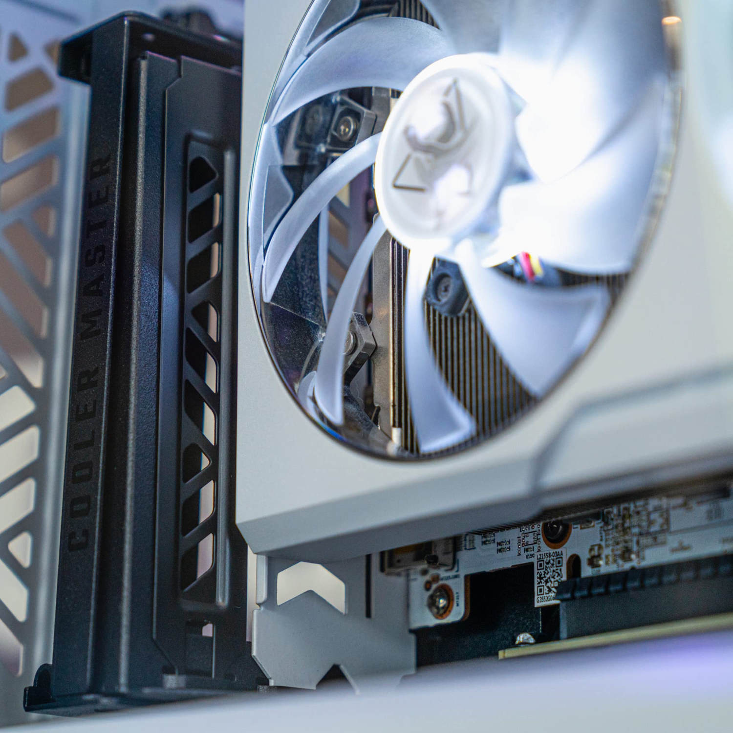 Cooler Master – Trousse de porte-cartes graphiques vertical MasterAccessory V3, blanc, avec câble élévateur de qualité supérieure PCI-E 4,0