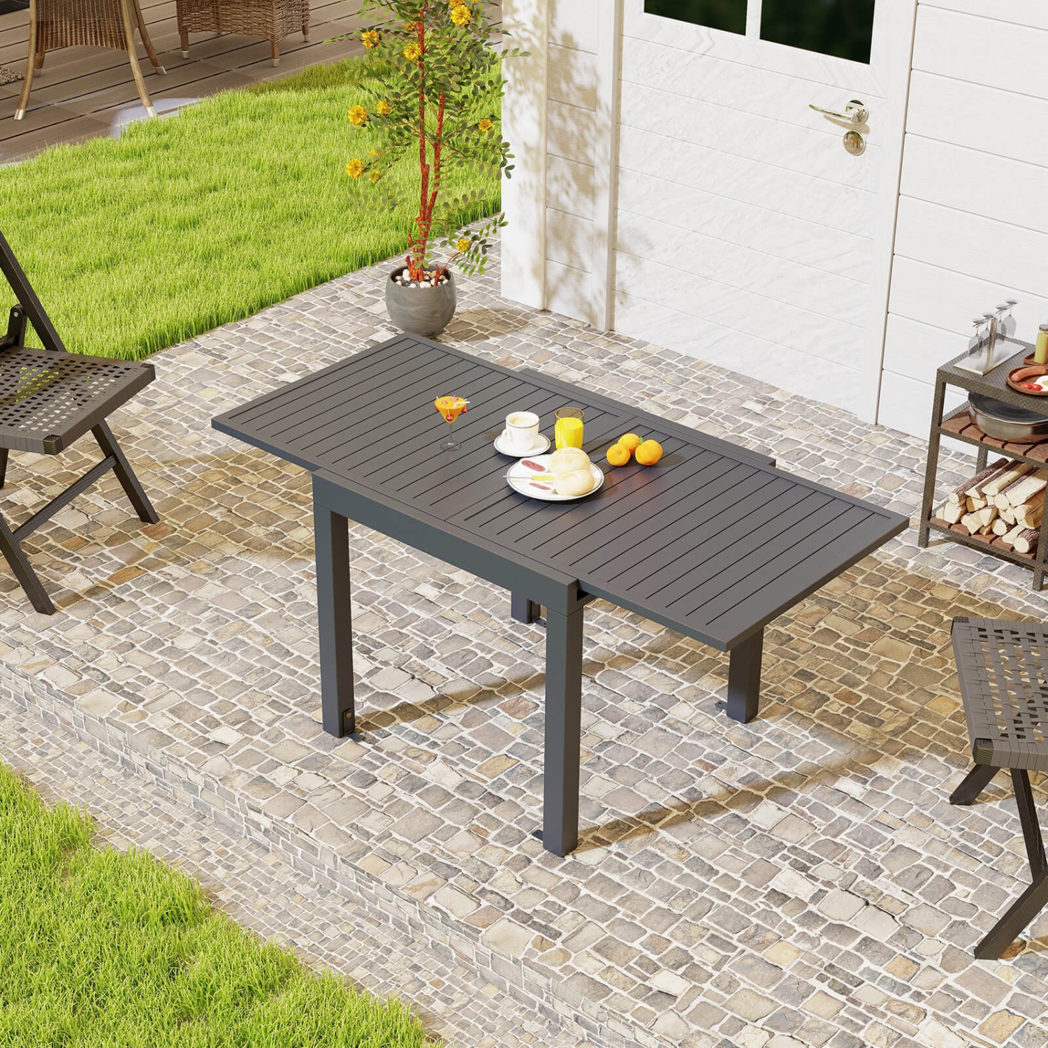 Table de patio extensible de 31,5 à 63 po de Costway pour 4-6 personne avec table à lattes
