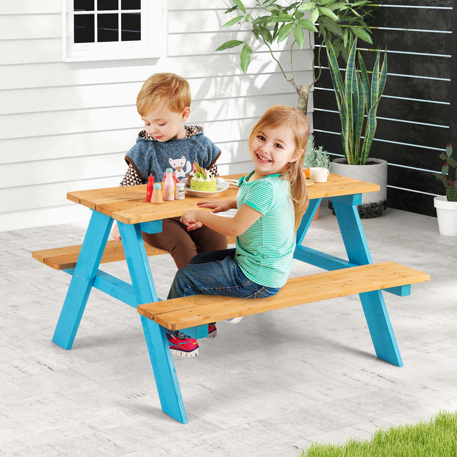 Ensemble de tables de pique-nique pour enfants avec table d'extérieur en bois et bancs de Costway pour l'extérieur