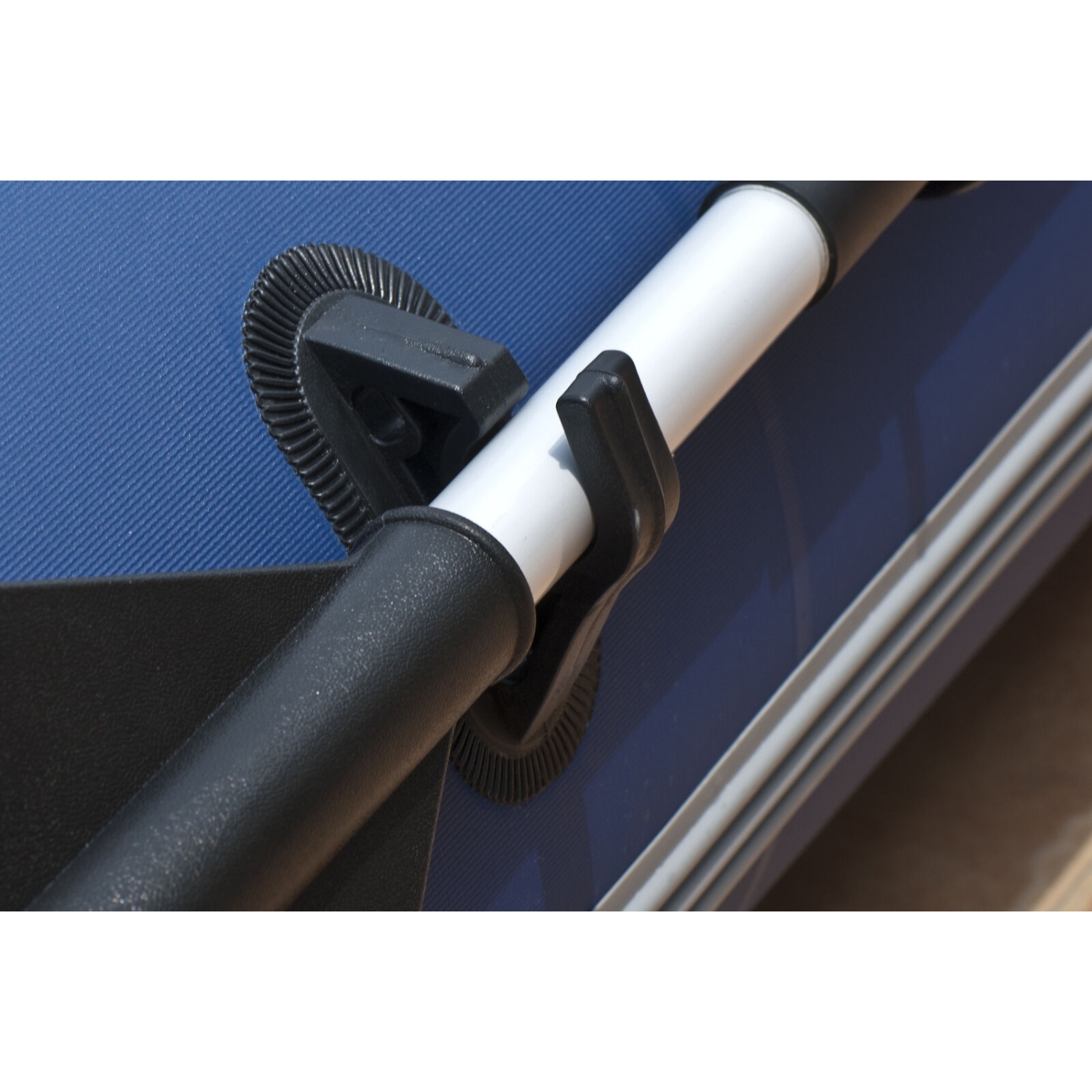 Aqua Marina - bateau de pêche classique avancé avec support de moteur