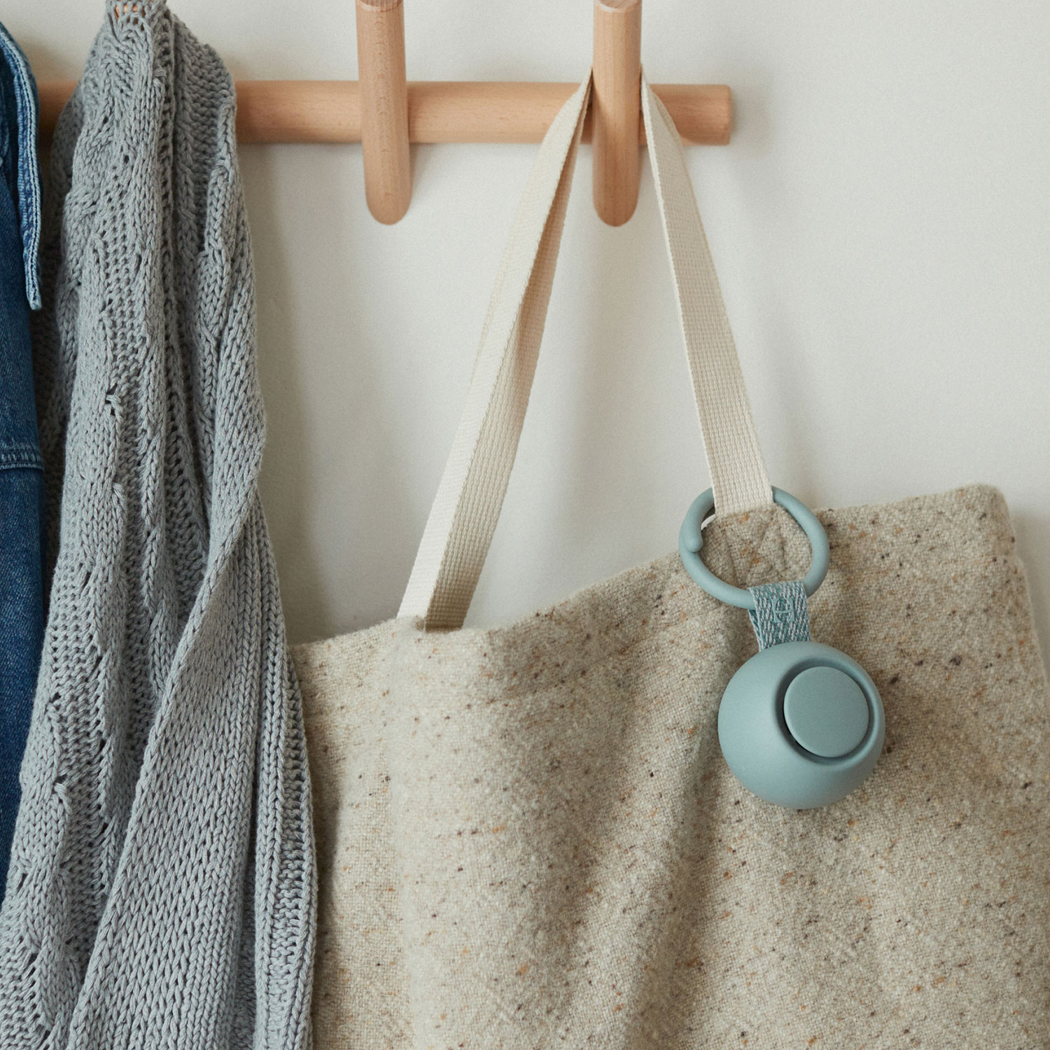 Appareil sonore portatif Rest Go de Hatch - Ardoise