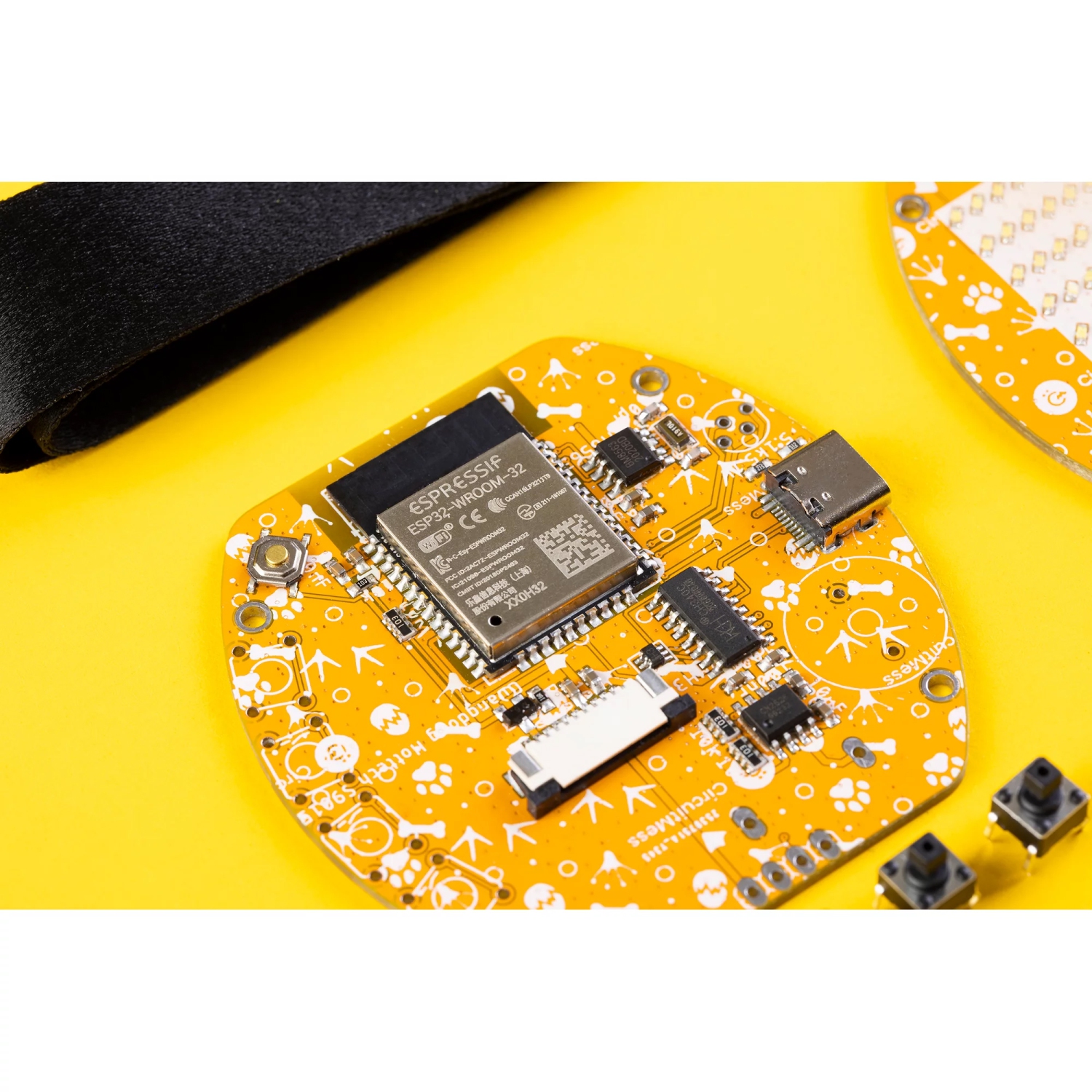 CircuitMess Circuit Pet - Build & Code Handheld Virtual Pet - Learn Electronics, Soldering & STEM Programming for Kids Ages 11+