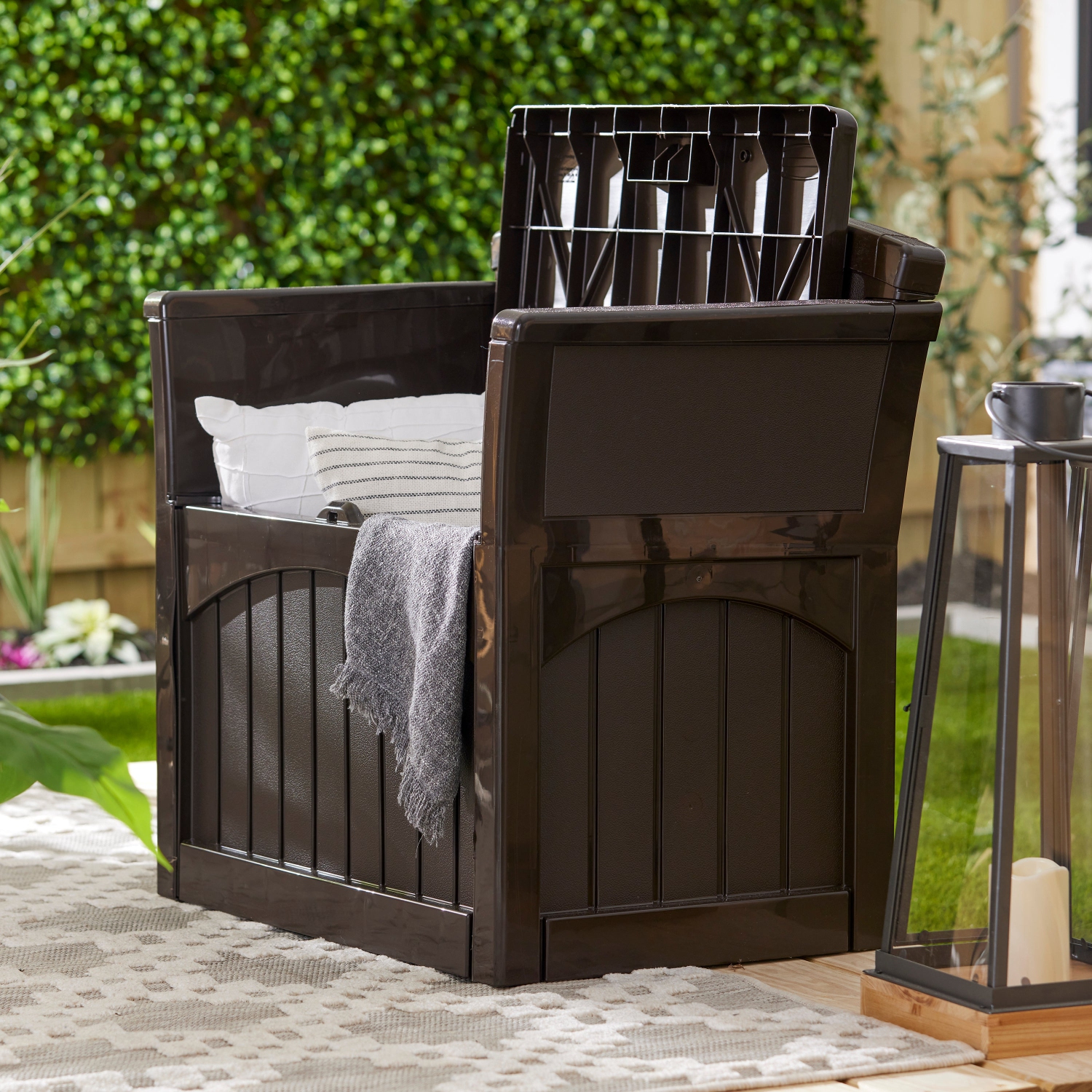 Suncast 31 Gallon Patio Seat Outdoor Storage and Bench Chair, Java | PB2600J