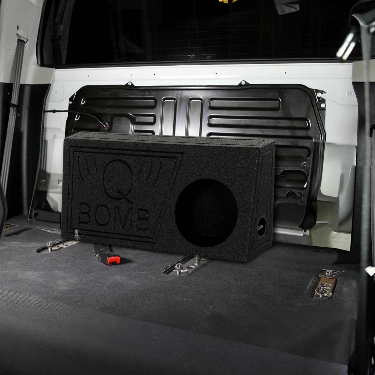 Q caisson d'extrêmes graves ventilé QBomb simple de 10 po avec revêtement de caisse vaporisable noir