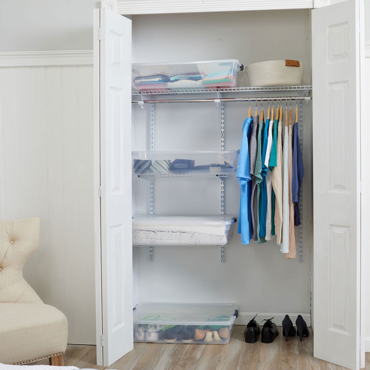 Rubbermaid – fourre-tout de rangement empilable et verrouillable CleverStore, 41 pintes, transparent