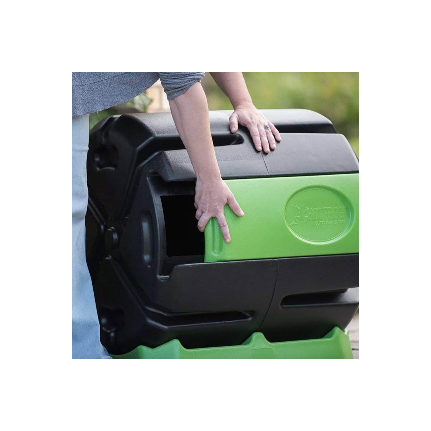 FCMP Outdoor HOTFROG 37 Gallon Chamber Rolling Compost Tumbler Bin