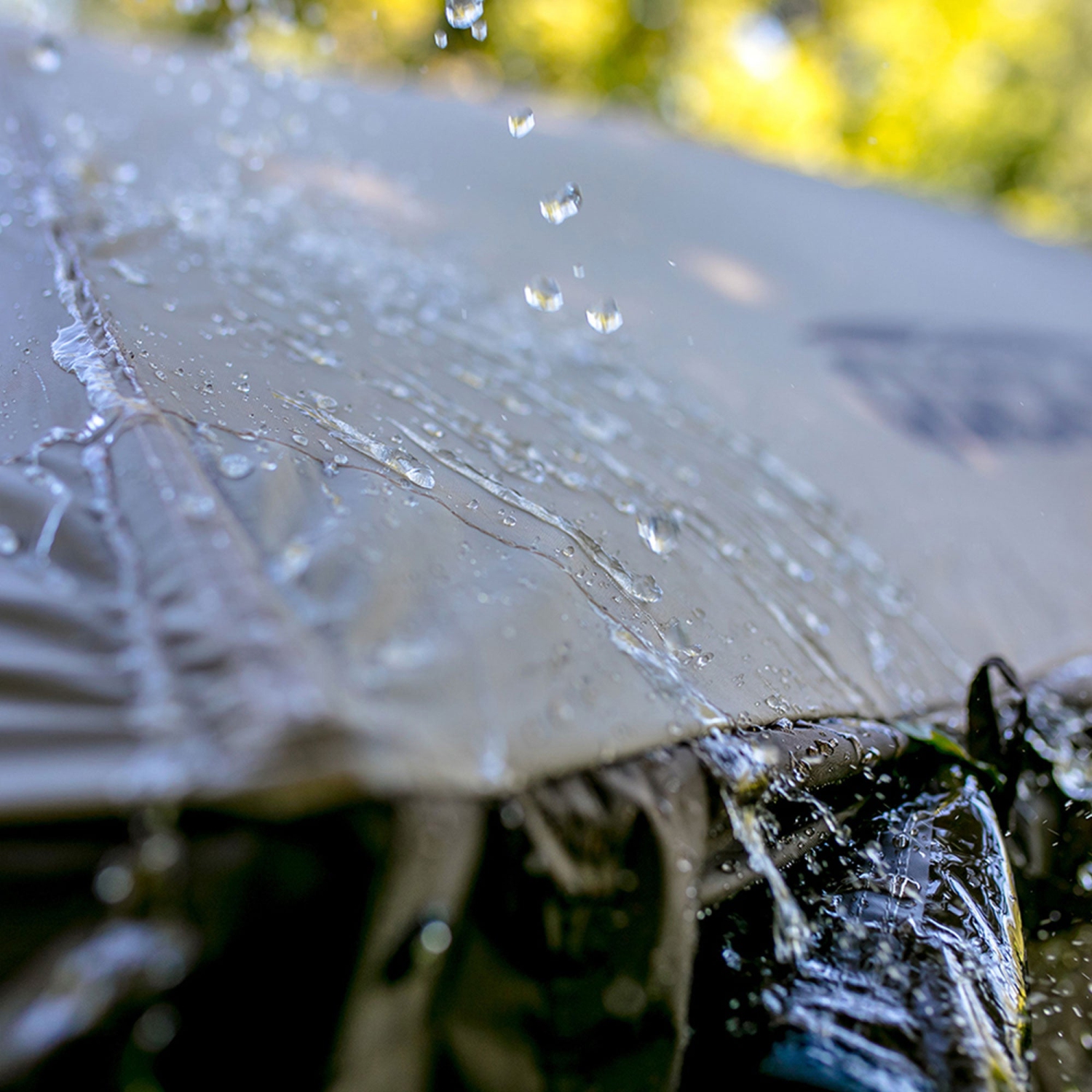 Abri de camping portatif d'extérieur CLAM Quick Set Venture, 9 x 9 pi, brun