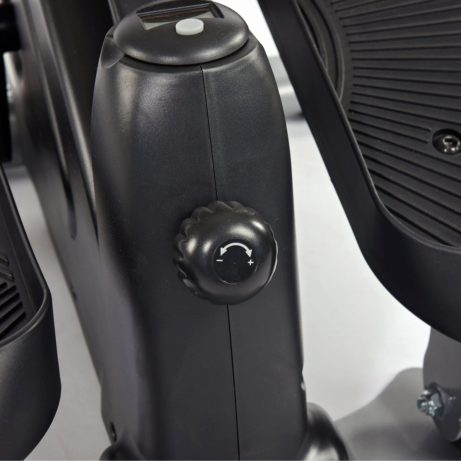 Appareil elliptique compact pour tout le corps InMotion de Stamina avec cordes de résistance