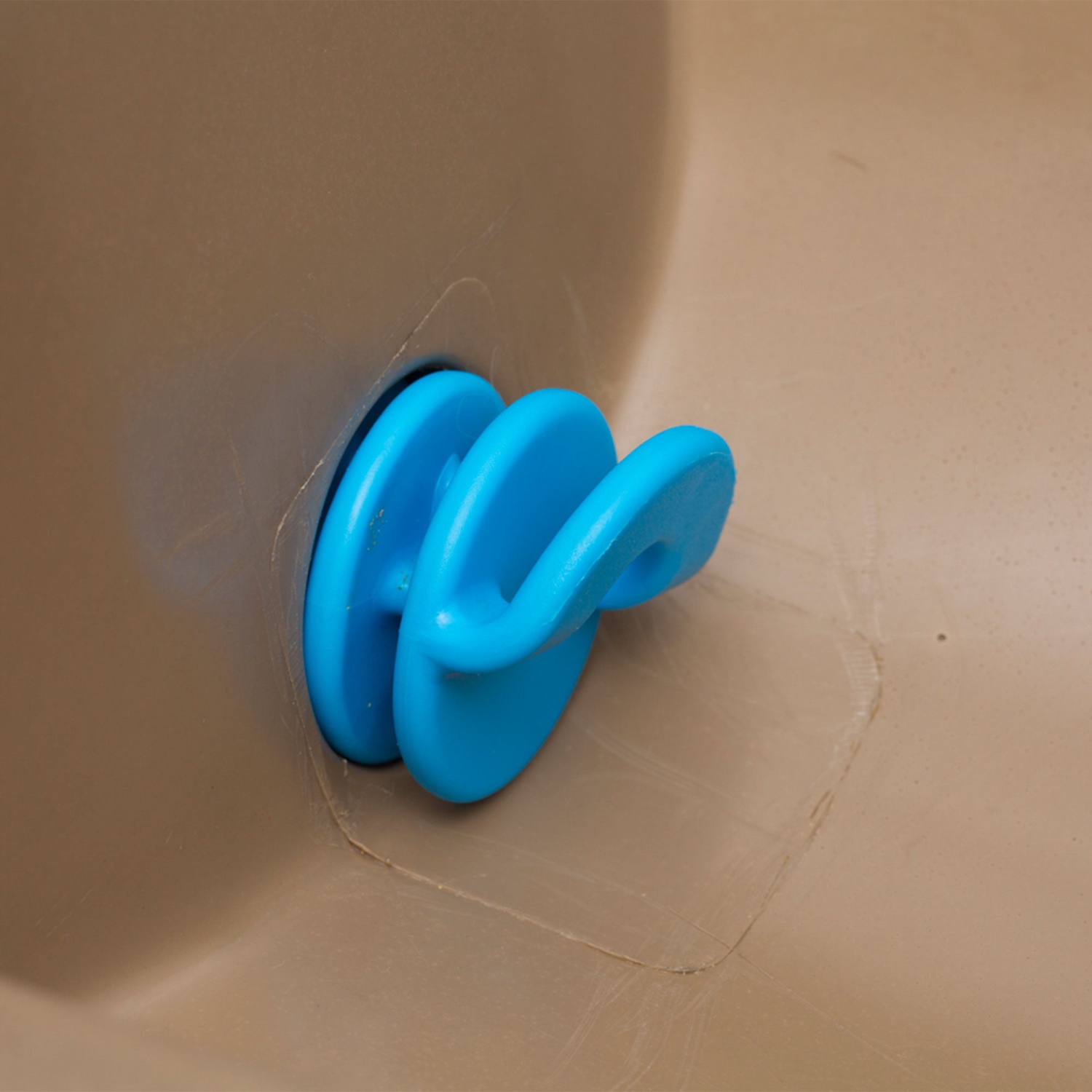 Distributeur d'eau Dakota 283 Dash de 5 gallons pour chiens et animaux de compagnie, Granit Coyote