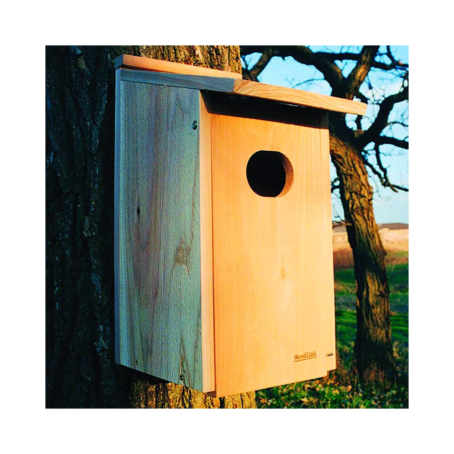 Woodlink WD1 Wood Duck Nesting House Box w/ 4x3-Inch Oval Entrance Hole