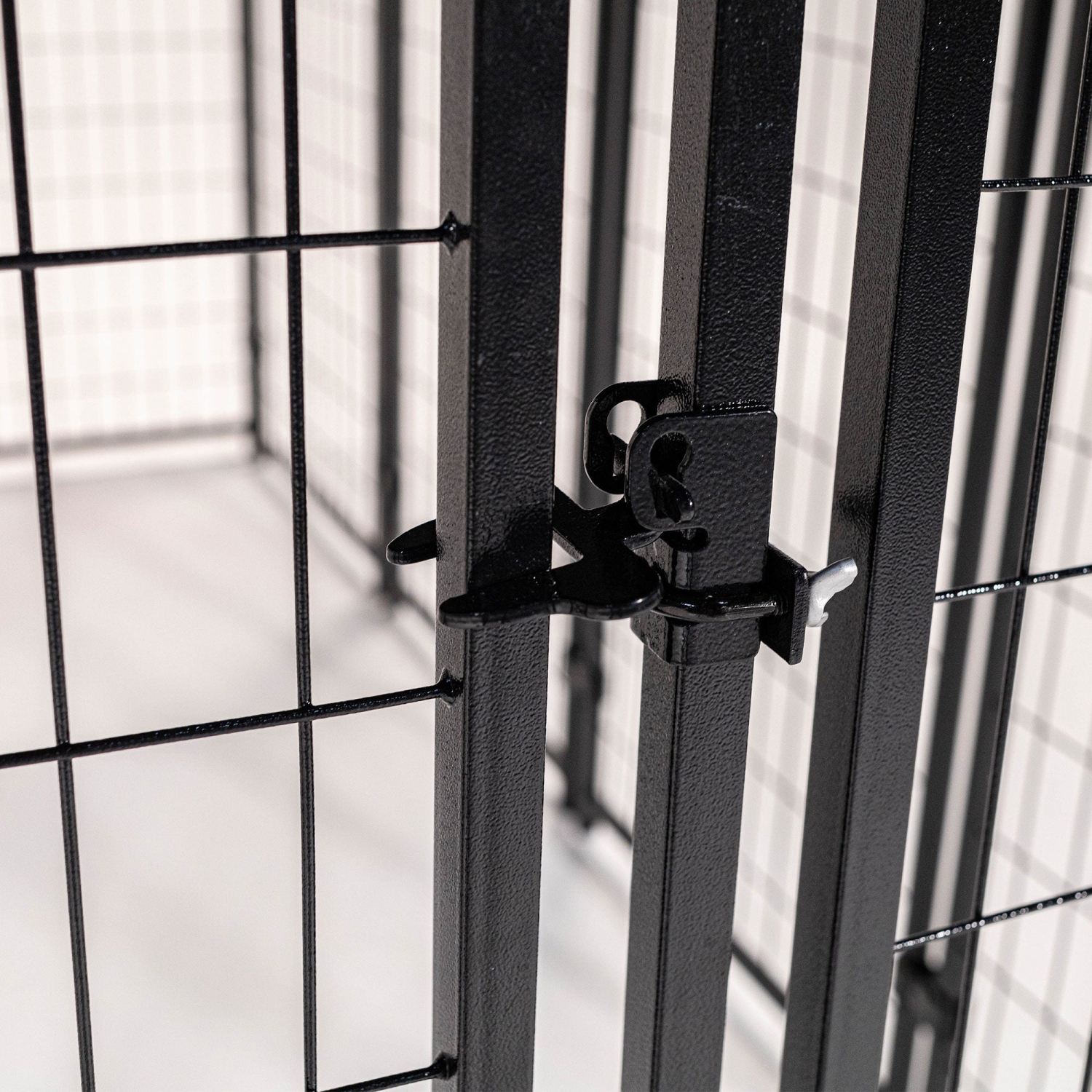 Lucky Dog STAY Series 4 x 8 x 6 pieds cadre en acier couvert Villa Dog Kennel, kaki