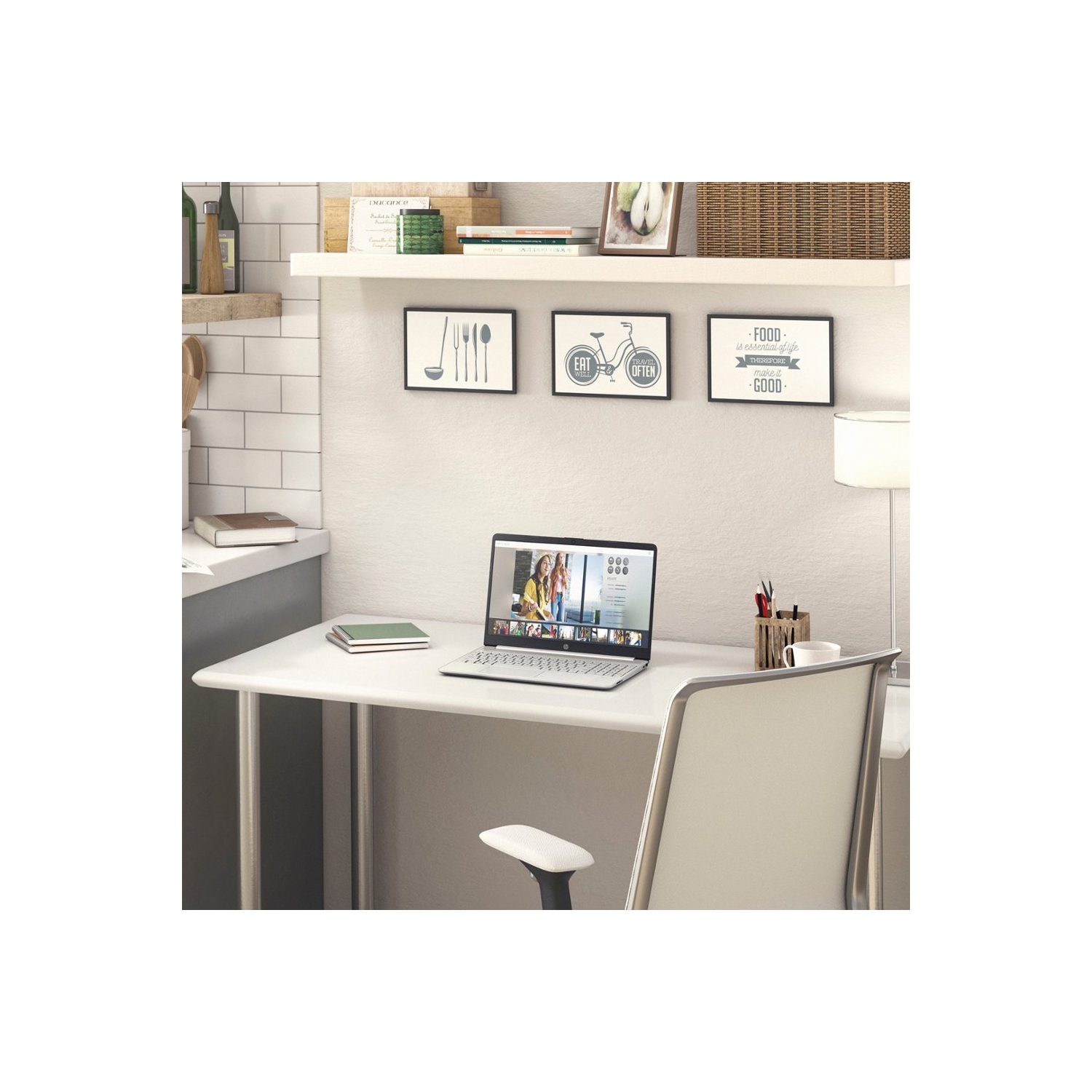 HP – portable à écran tactile IPS à microbordure de 15,6 po – Core i3 1215u d’Intel – mémoire 8&nbsp;Go – SSD 128&nbsp;Go – Argenté naturel – mode S