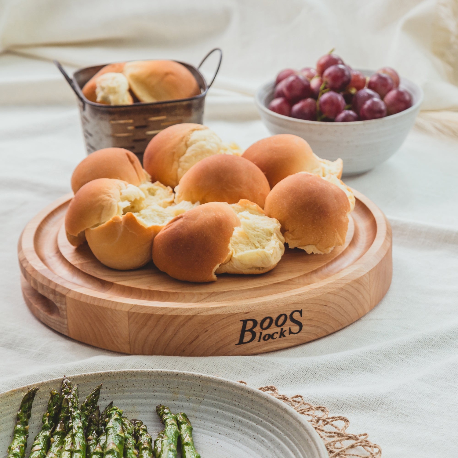 John Boos – planche à découper ronde en érable avec rainure à jus, 15 x 15 x 1,75 po