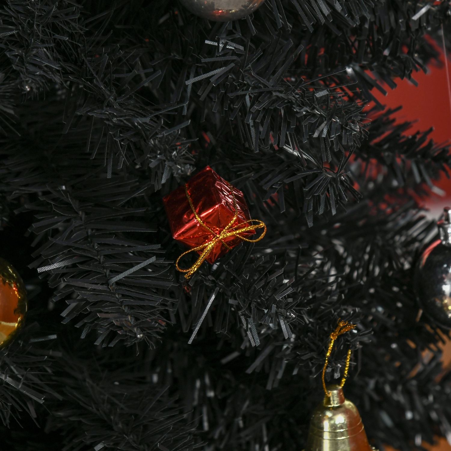 HOMCOM 7' Pencil Christmas Tree, Slim Artificial Xmas Tree with Realistic Branches, Sturdy Stand, Black