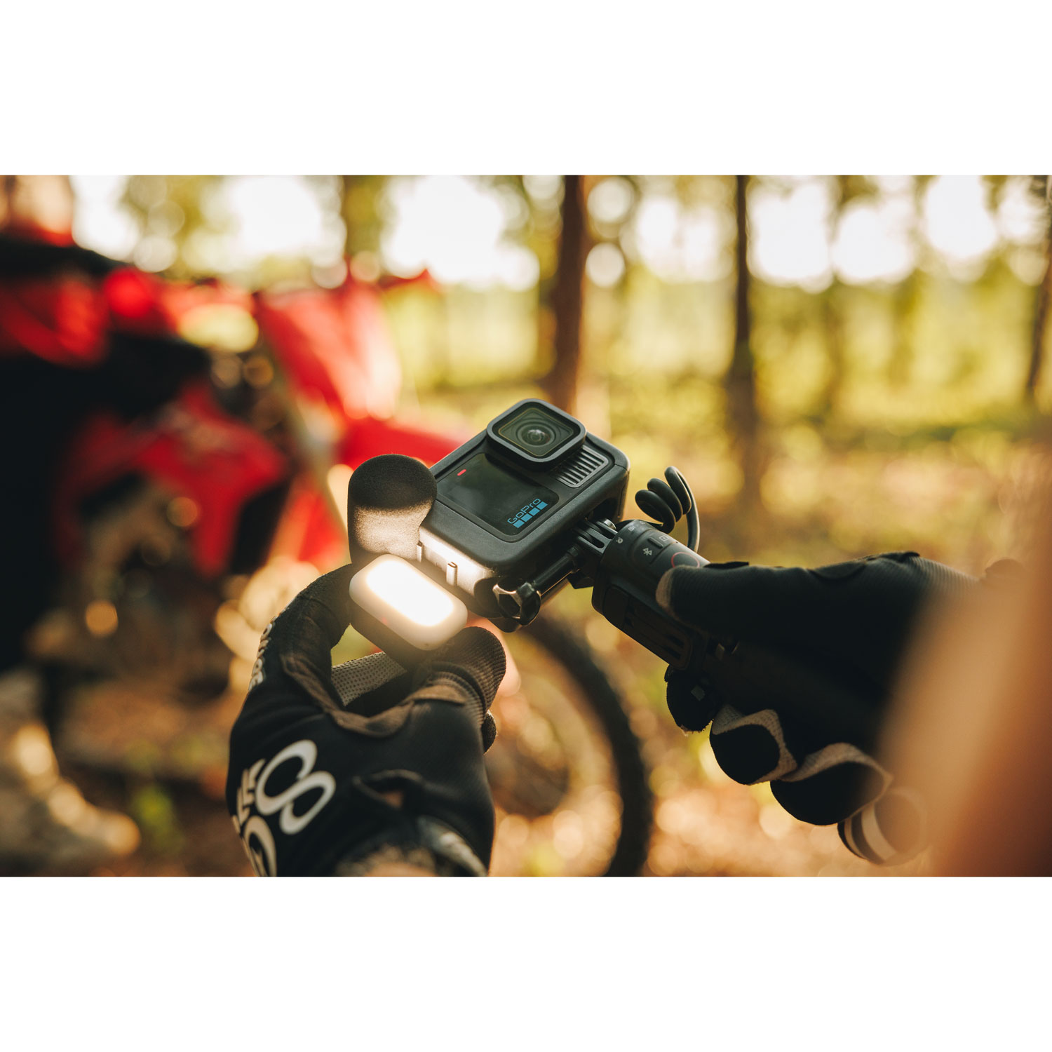 Caméra 5,3K étanche pour sports et casque GoPro HERO13 Black Creator Edition