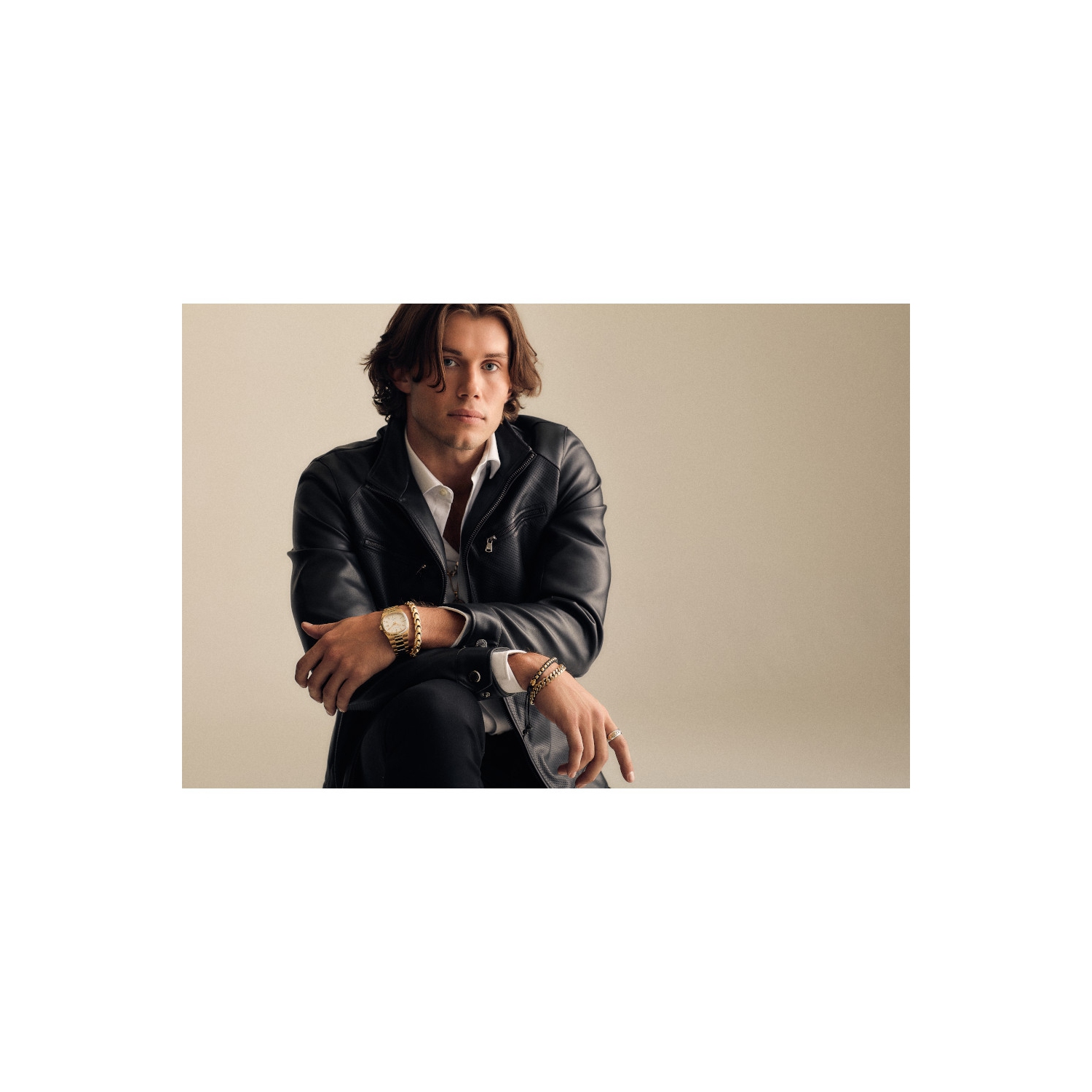 Montre homme, bracelet et boîtier en acier inoxydable doré à cadran blanc argenté 37,5&nbsp;mm collection Super Seville de Bulova