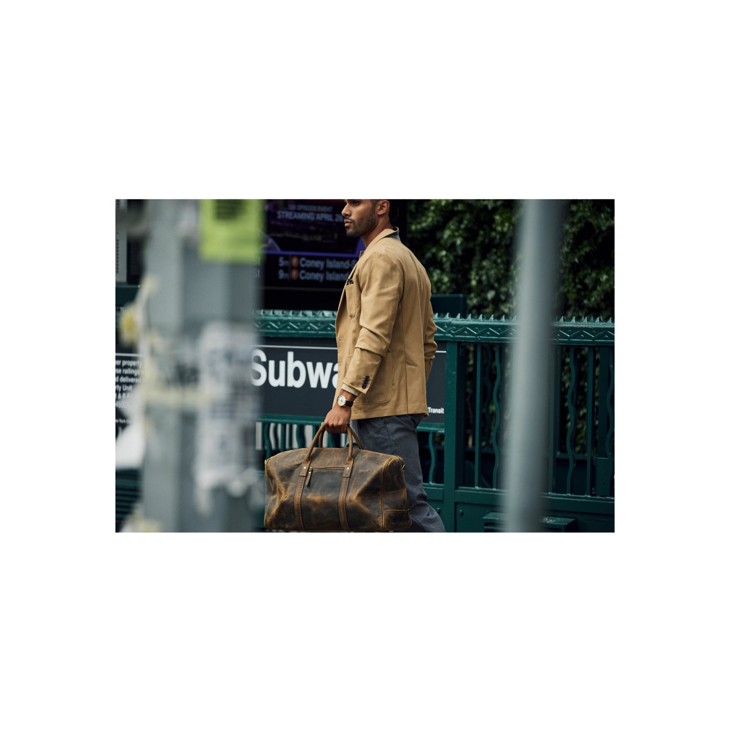 Montre automatique Hudson de Bulova, boîtier inox rose doré/bracelet cuir brun et cadran arg-blanc 39&nbsp;mm