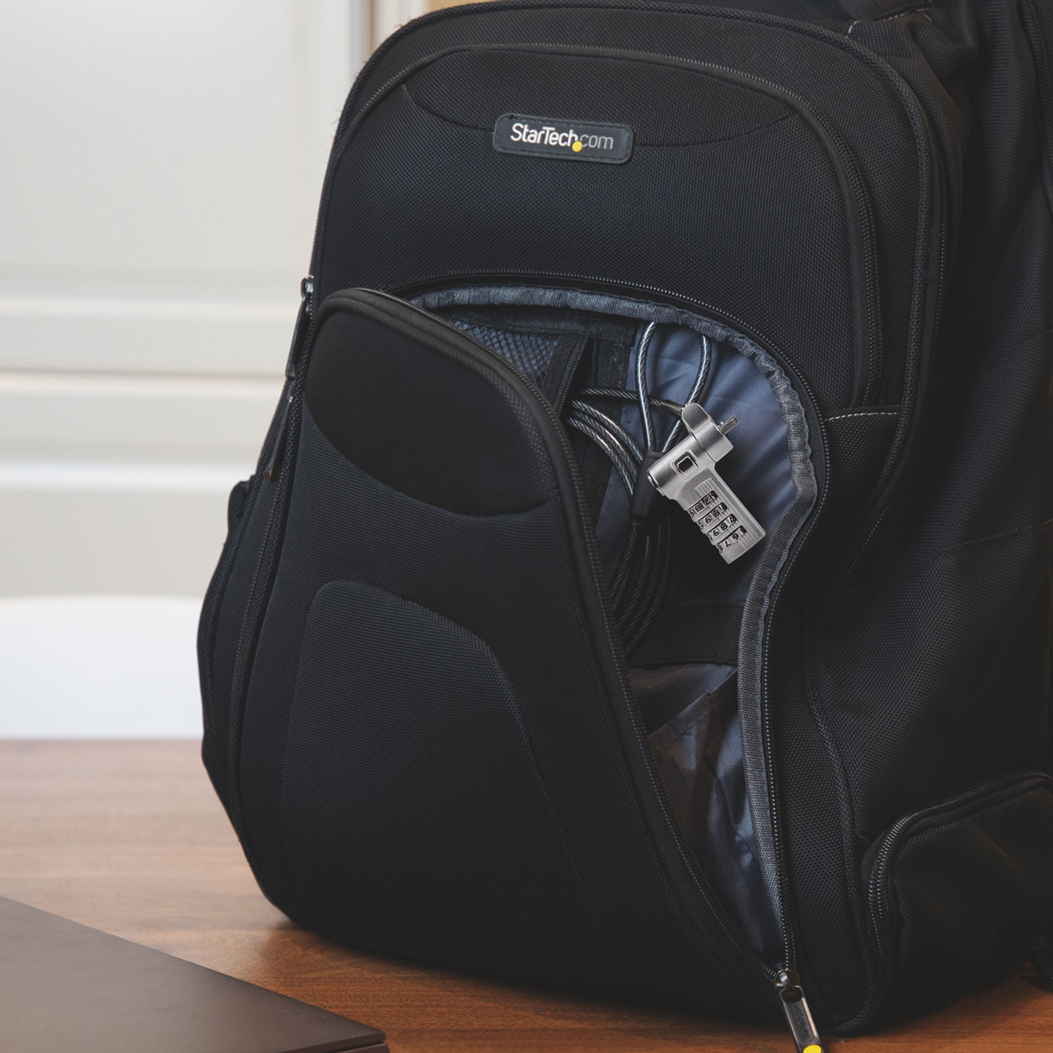 StarTech 2m Universal Laptop Combination Cable Lock (UNIVC4D-LAPTOP-LOCK) - Silver/Black