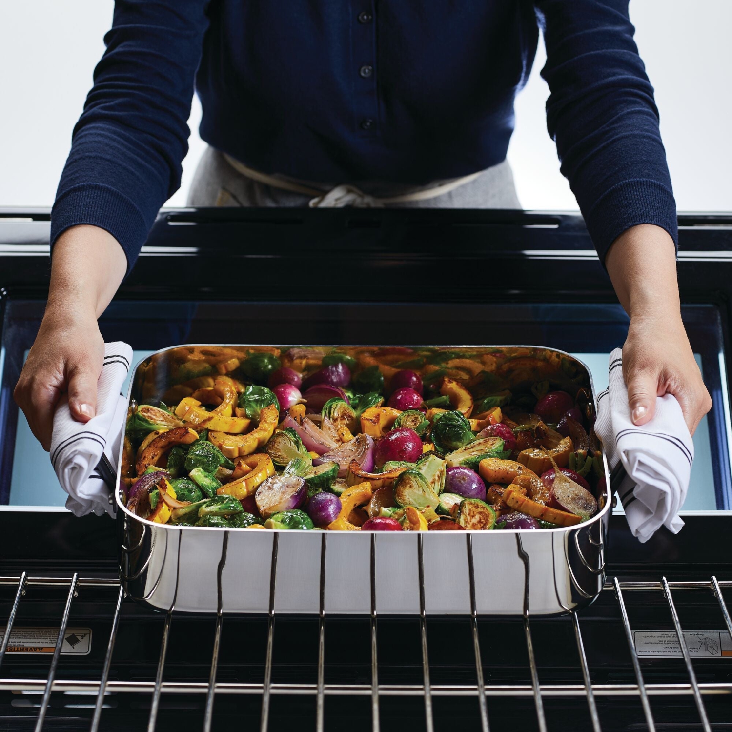 KitchenAid 5-Ply Clad Stainless Steel Roaster with Removable Rack, 15-Inch x 11.5-Inch, Polished Stainless Steel