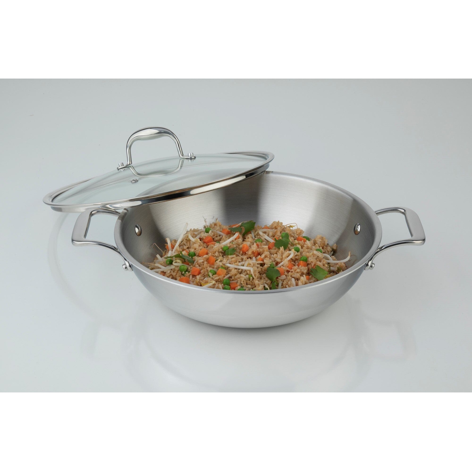 Wok 32&nbsp;cm en acier inoxydable 3 épaisseurs Clad avec couvercle en acier inoxydable SuperSteel de Meyer, fabriqué au Canada