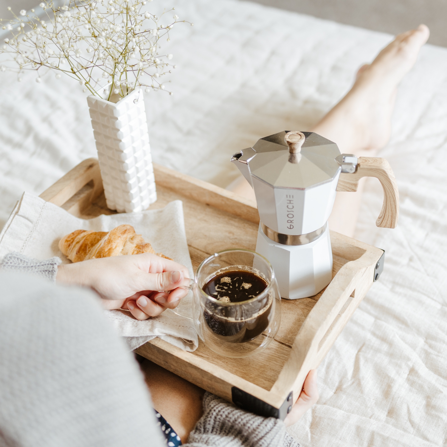 GROSCHE MILANO Stovetop Espresso Maker 6 Espresso Cups Moka Pot | Home Espresso Coffee Maker - White