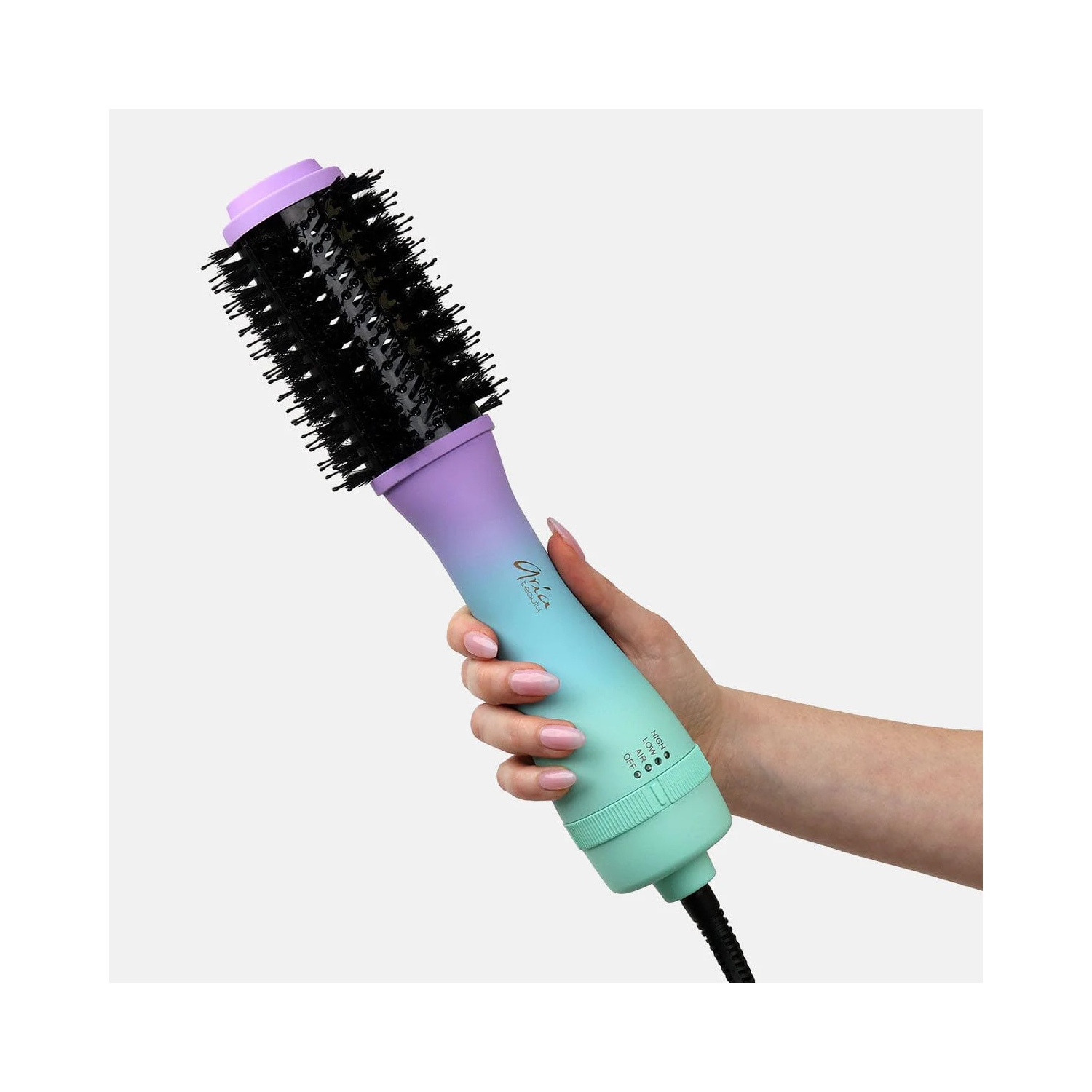 Aria Beauty - petit pinceau Blowdry -