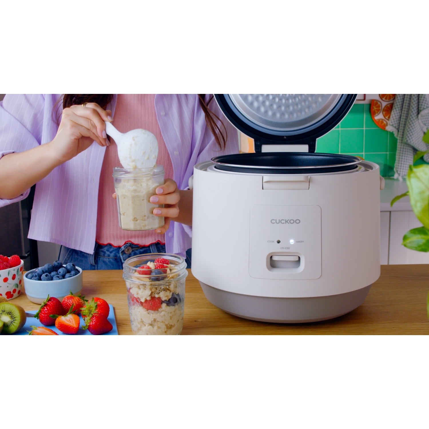 CUCKOO – CUCKOO CR-1095 10-Cup, cuiseur à riz de base et réchaud avec récipient interne antiadhésif, commutateur de pression