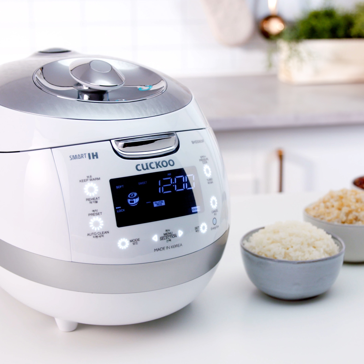 CUCKOO CRP-BHSS0609F 6-Cup Induction Heating Pressure Rice Cooker with Nonstick Inner Pot, 16 Menu Modes, Fuzzy Logic Tech, 3 Voice Guide, Auto Clean