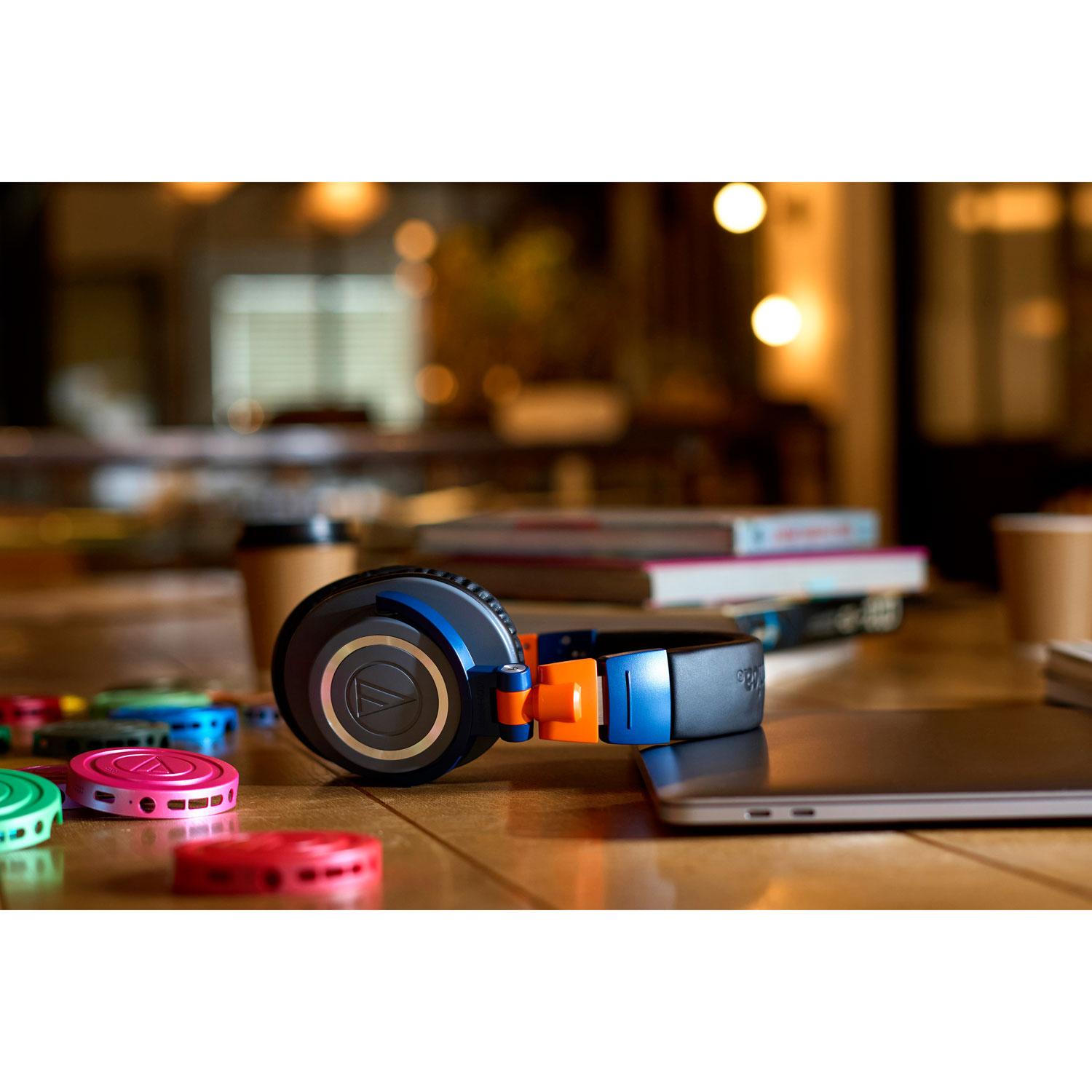 Casque d'écoute Bluetooth à isolation sonore ATH-M50xBT2 d'Audio-Technica - Lab