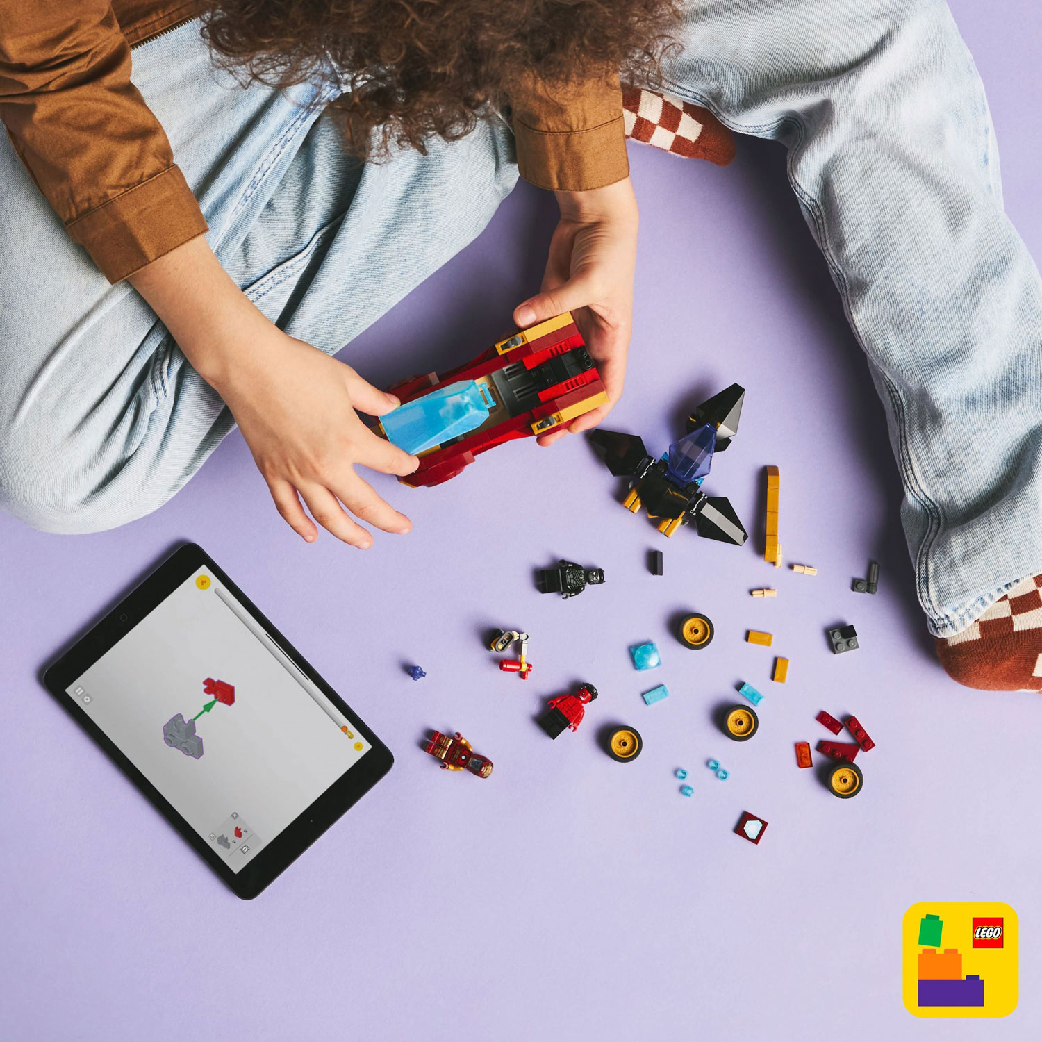 LEGO Marvel: Iron Man Car & Black Panther vs. Red Hulk - 295 Pieces