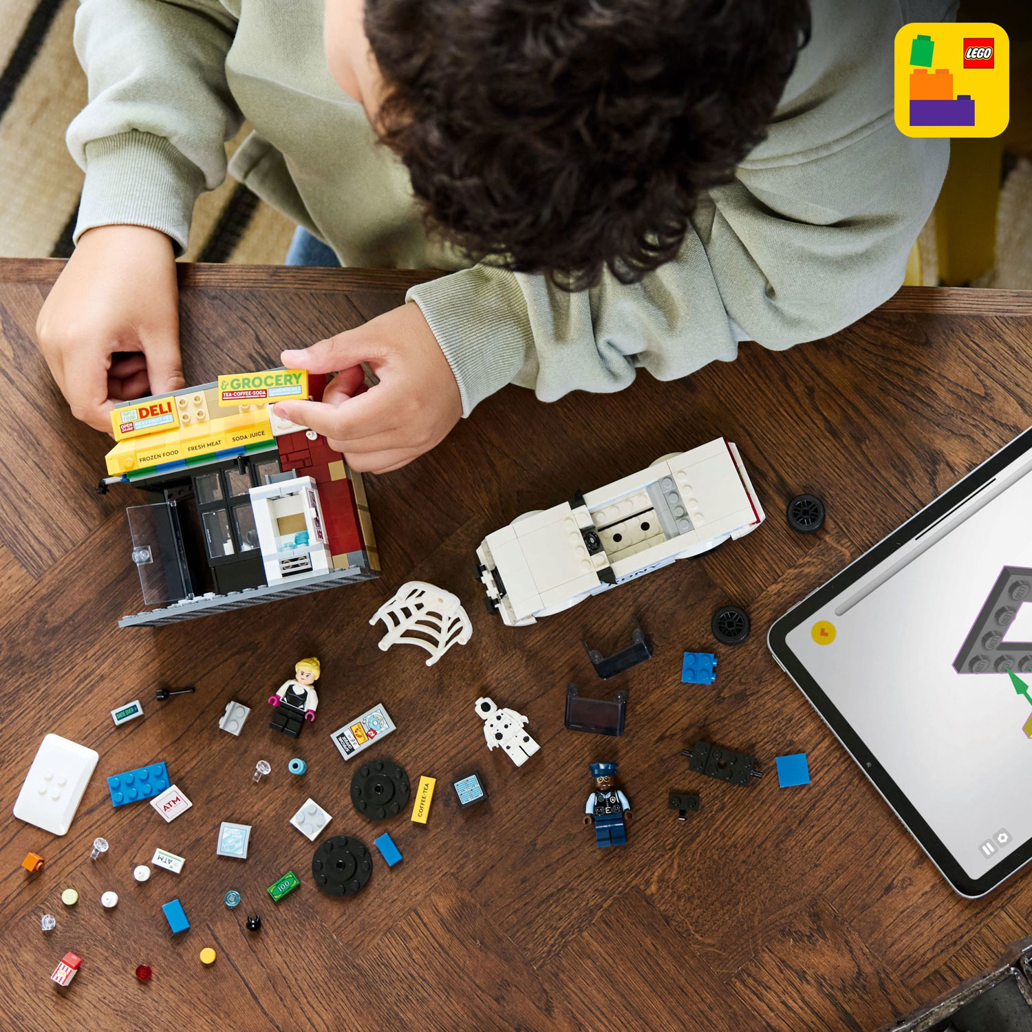 LEGO Marvel: Spider-Verse: Miles Morales vs. The Spot - 375 Pieces