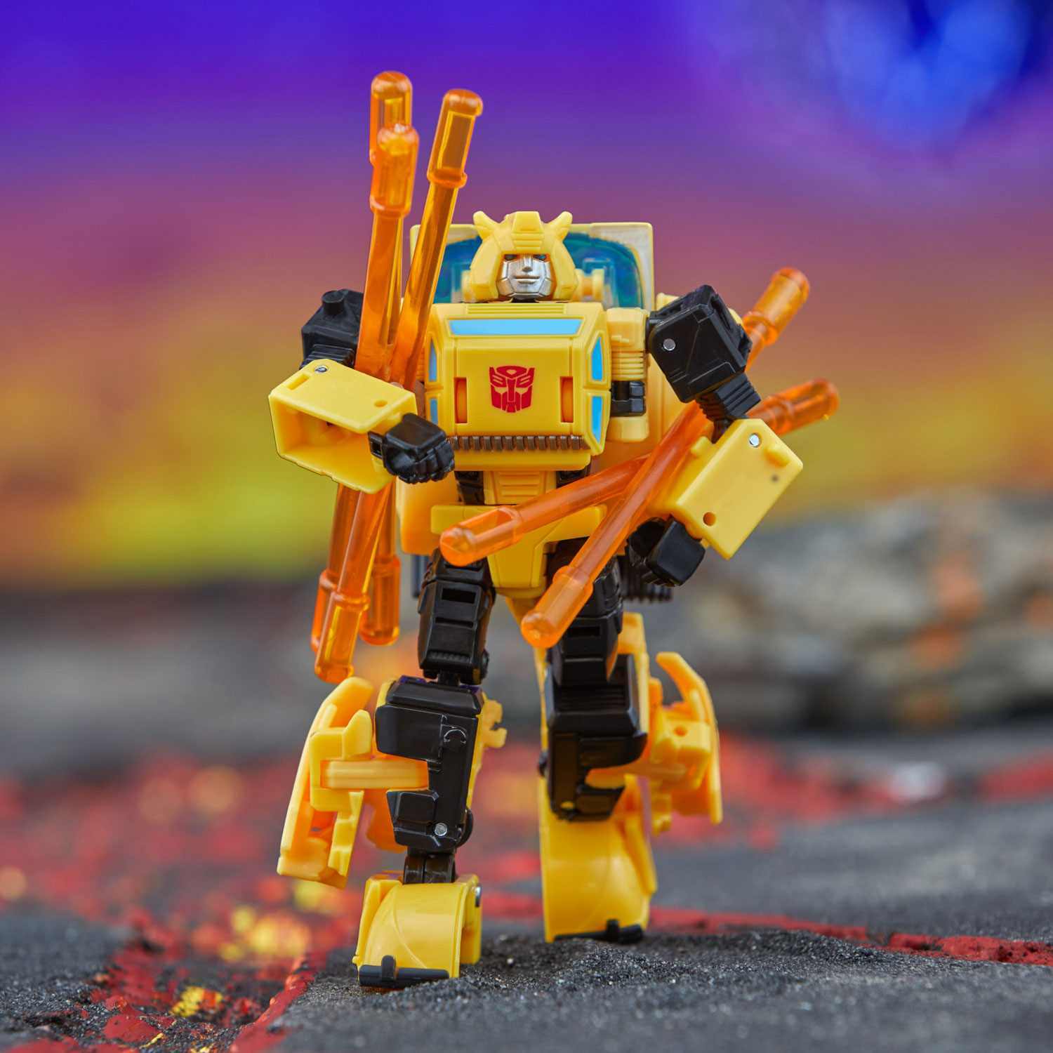 Hasbro Transformers Generations Legacy United - Origin Bumblebee Deluxe Class Action Figure