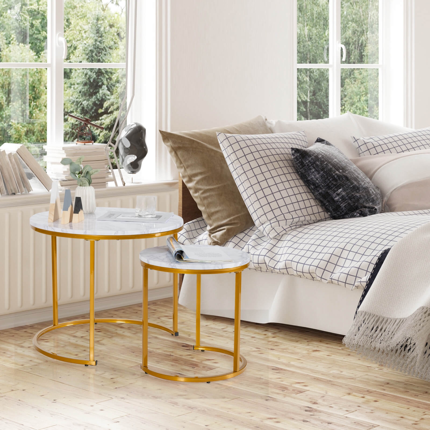 Costway Nesting Coffee Table Set of 2 for Balcony Living Room Modern Round Side Tables