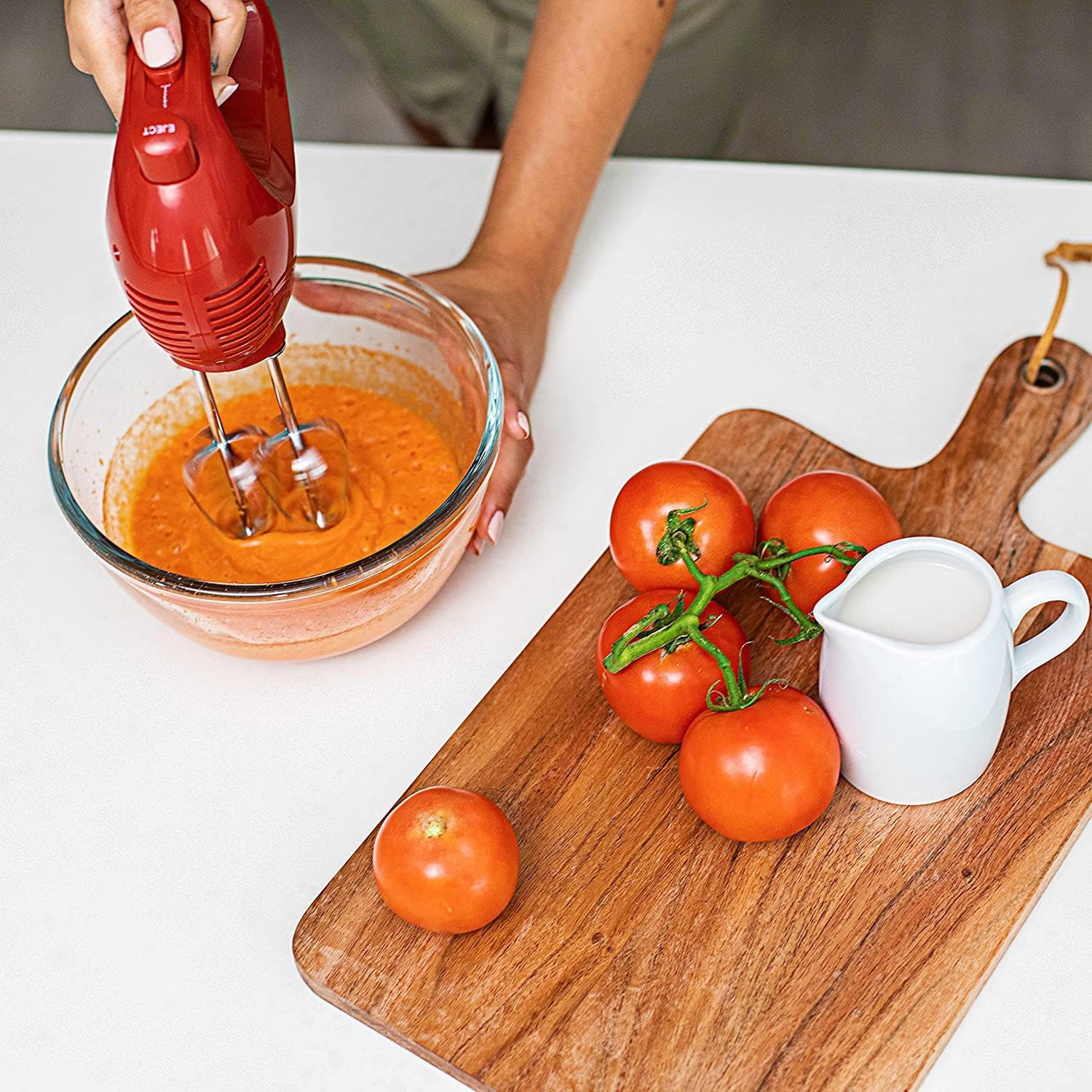 OVENTE Portable 5 Speed Mixing Electric Hand Mixer with Stainless Steel Whisk Beater Attachments & Snap Storage Case, Compact Lightweight 150 Watt