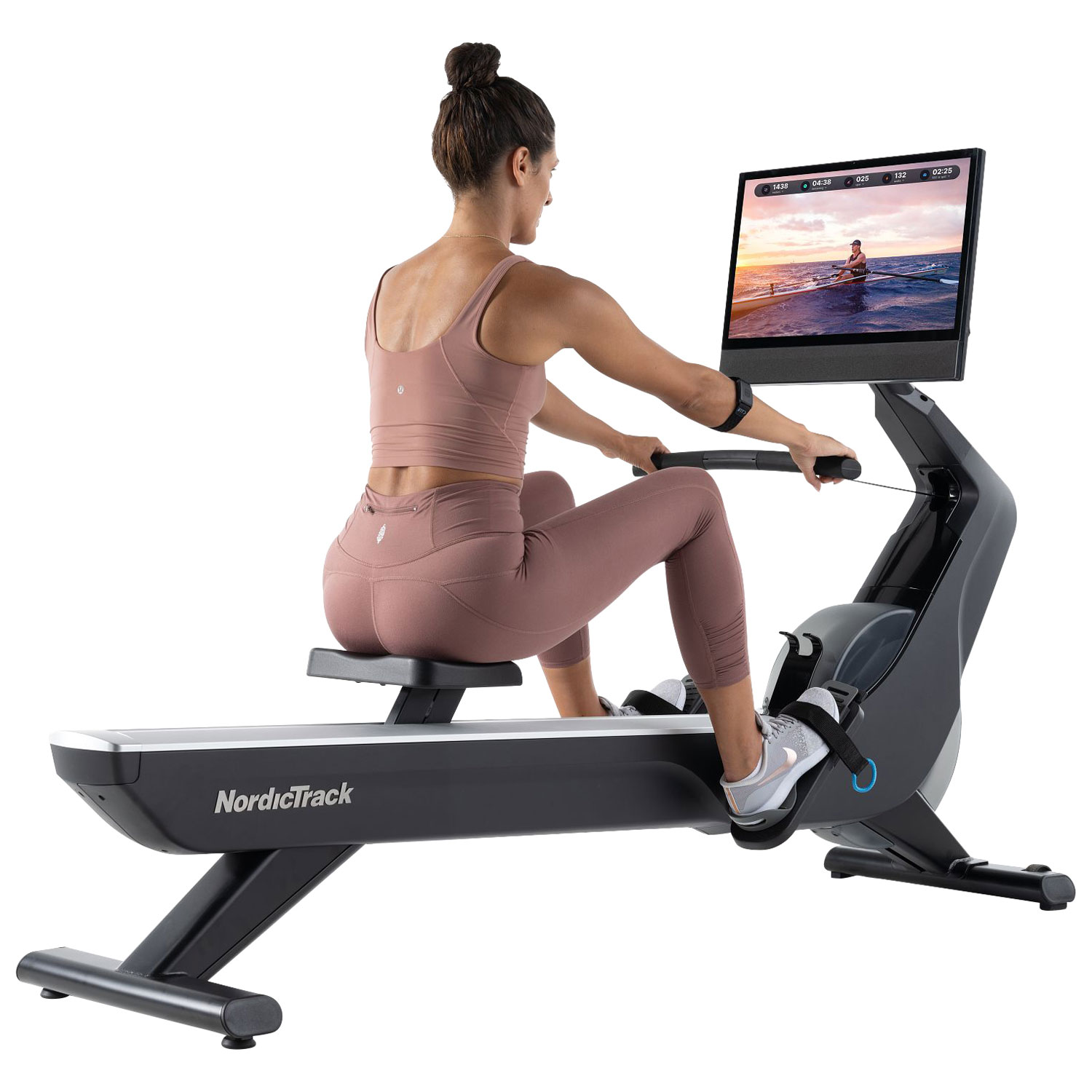 Rameur RW900 de NordicTrack avec écran tactile pivotant de 24 po