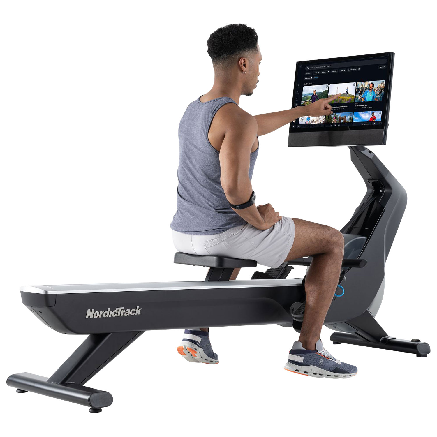 Rameur RW900 de NordicTrack avec écran tactile pivotant de 24 po