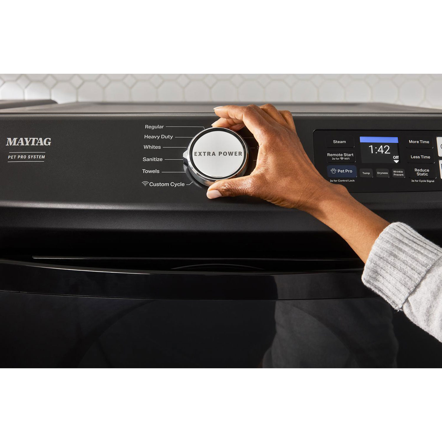Maytag Pet Pro 7.4 Cu. Ft. Gas Steam Dryer - Volcano Black