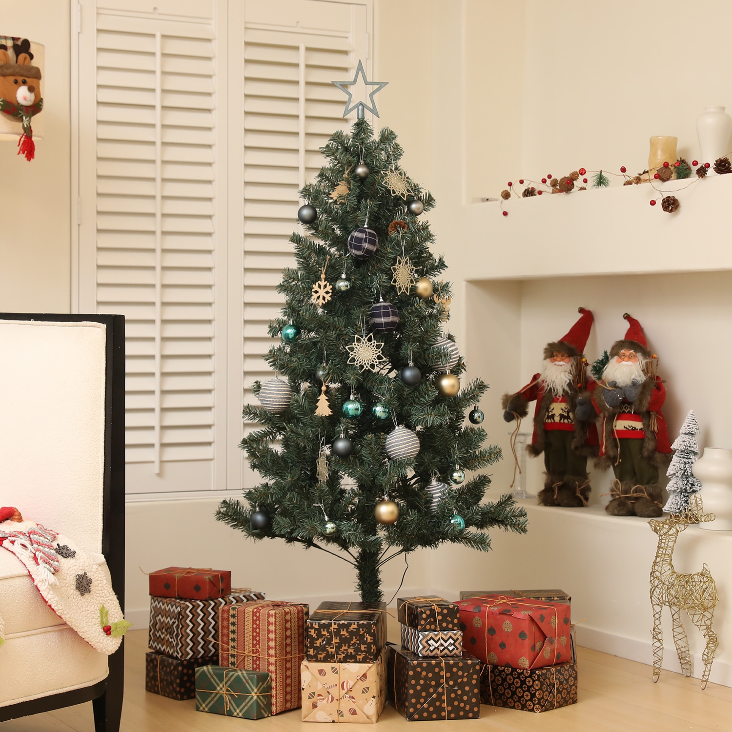 HOMCOM 5ft Artificial Prelit Christmas Tree with 100 Warm White LED Lights and 353 Tips, Metal Stand, Xmas Tree for Home Office Holiday, Green