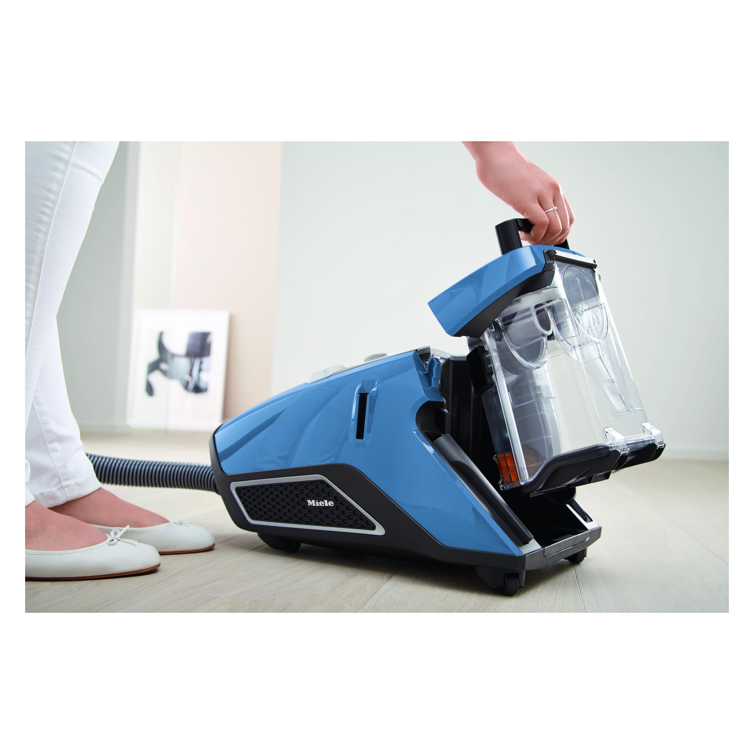 Miele Blizzard CX1 Turbo Team Bagless Canister Vacuum Cleaner Without Bag, Tech Blue - 5 Year Warranty - 41KCE042USA